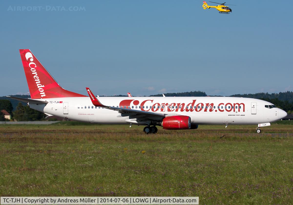 TC-TJH, 1999 Boeing 737-86J C/N 29121, Charter flight from Antalya.