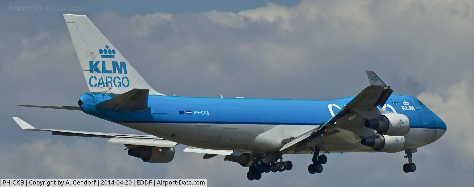 PH-CKB, 2003 Boeing 747-406F/ER/SCD C/N 33695, KLM Cargo, is here landing on RWY 25R at Frankfurt Rhein/Main Int'l(EDDF), bound from Abu Dhabi(OMAA)