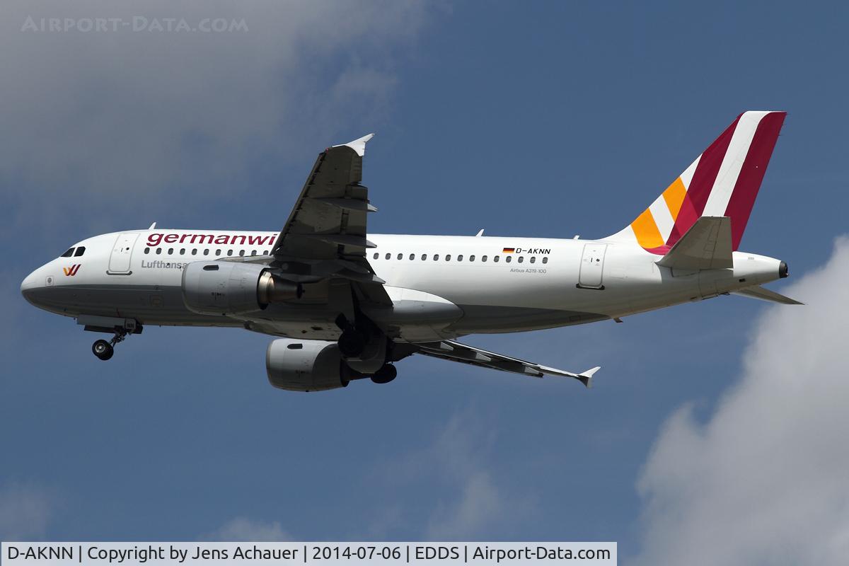 D-AKNN, 1999 Airbus A319-112 C/N 1136, Take off