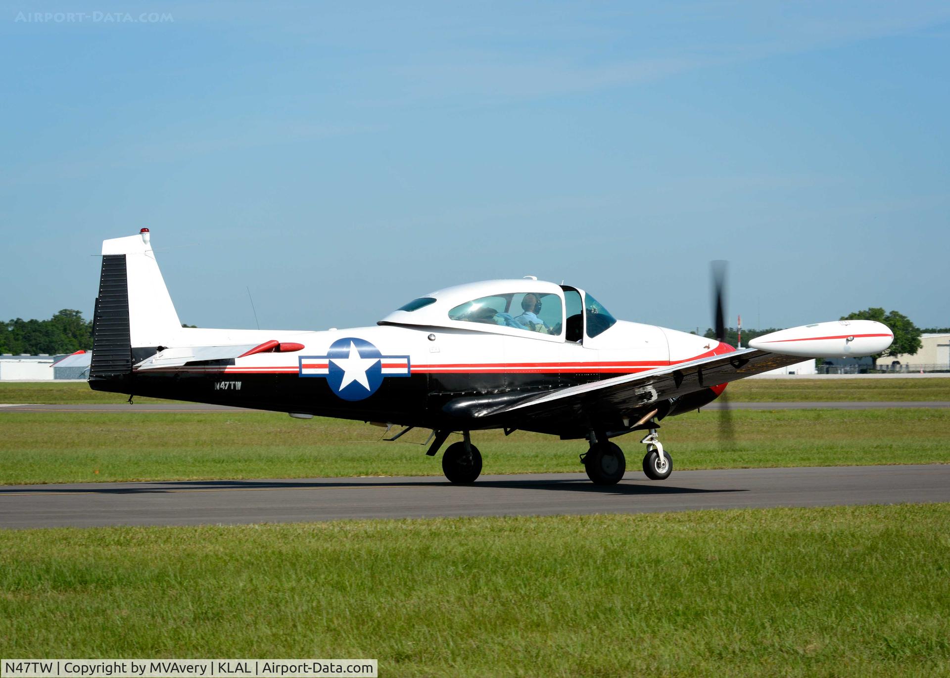 N47TW, Piper PA-31T1 C/N 31T8104051, 2014 Sun n Fun