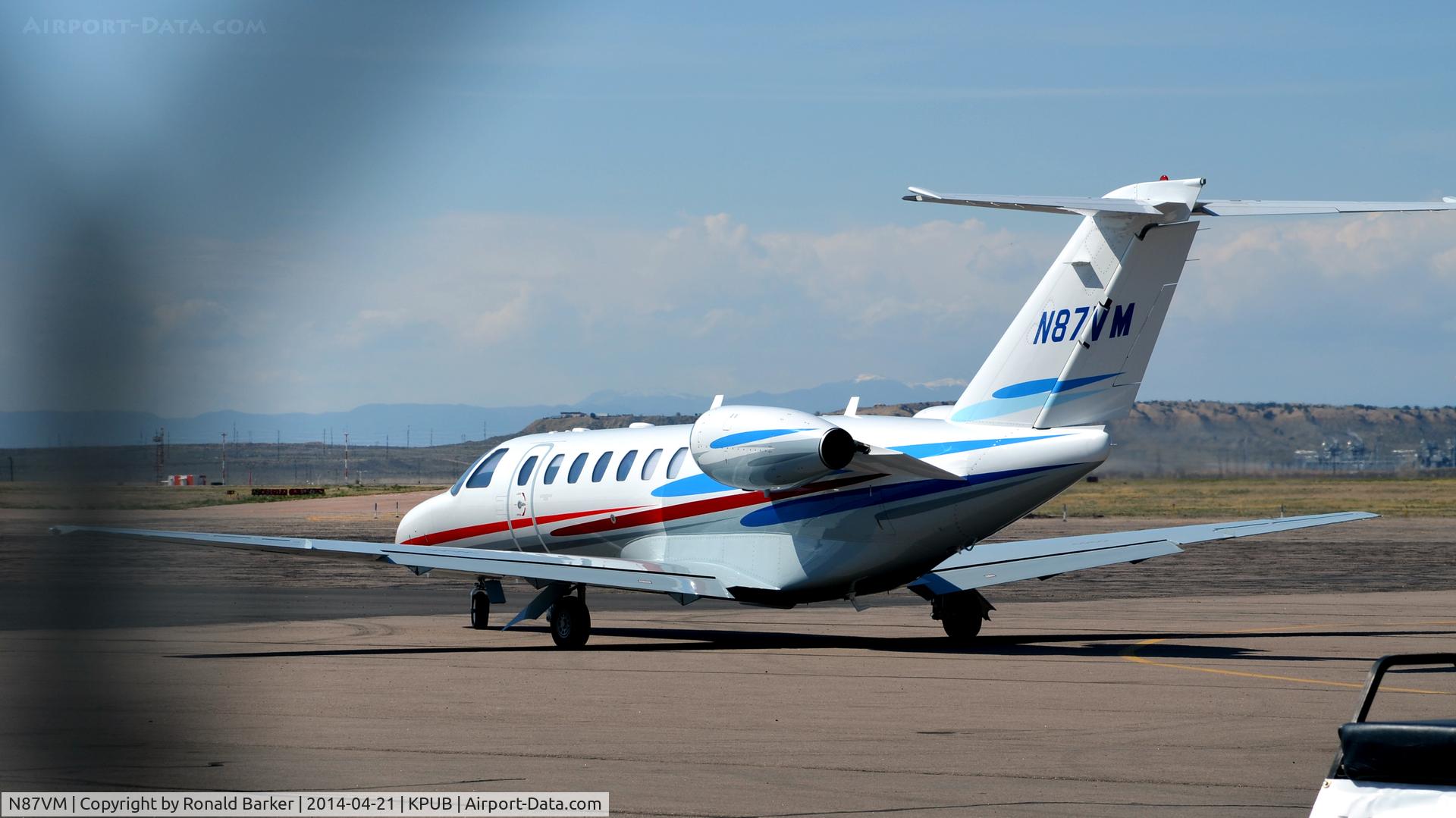 N87VM, 2006 Cessna 525B CitationJet CJ3 C/N 525B-0098, Taxi Pueblo, CO