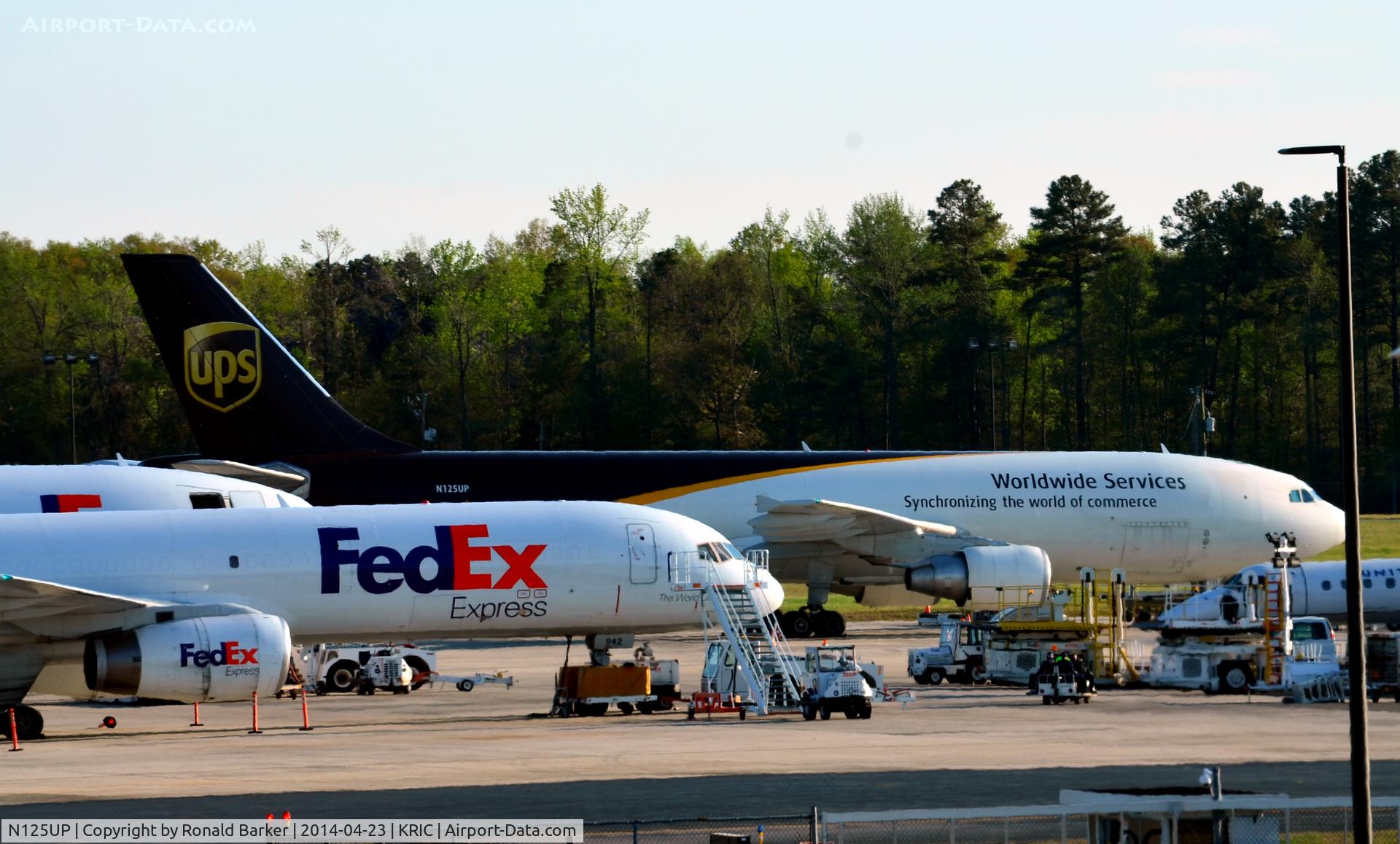 N125UP, 2000 Airbus A300F4-622R(F) C/N 0809, Richmond
