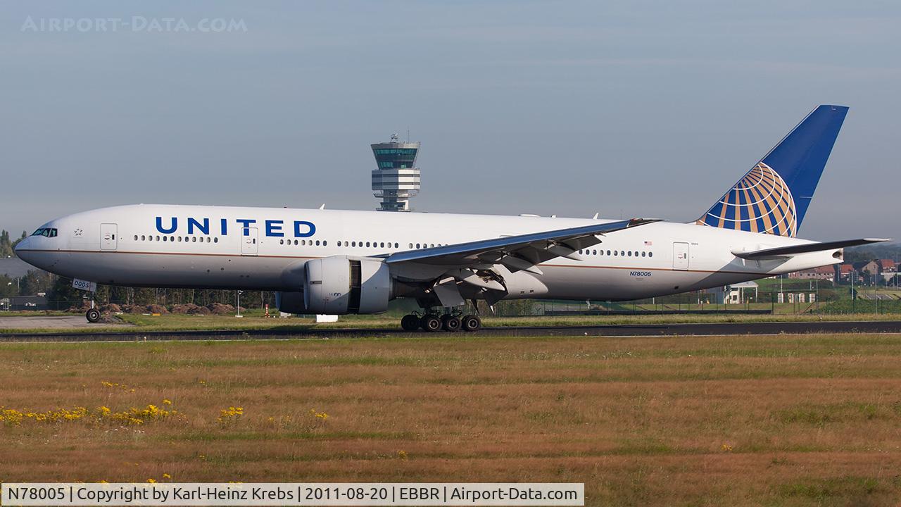 N78005, 1998 Boeing 777-224 C/N 27581, United