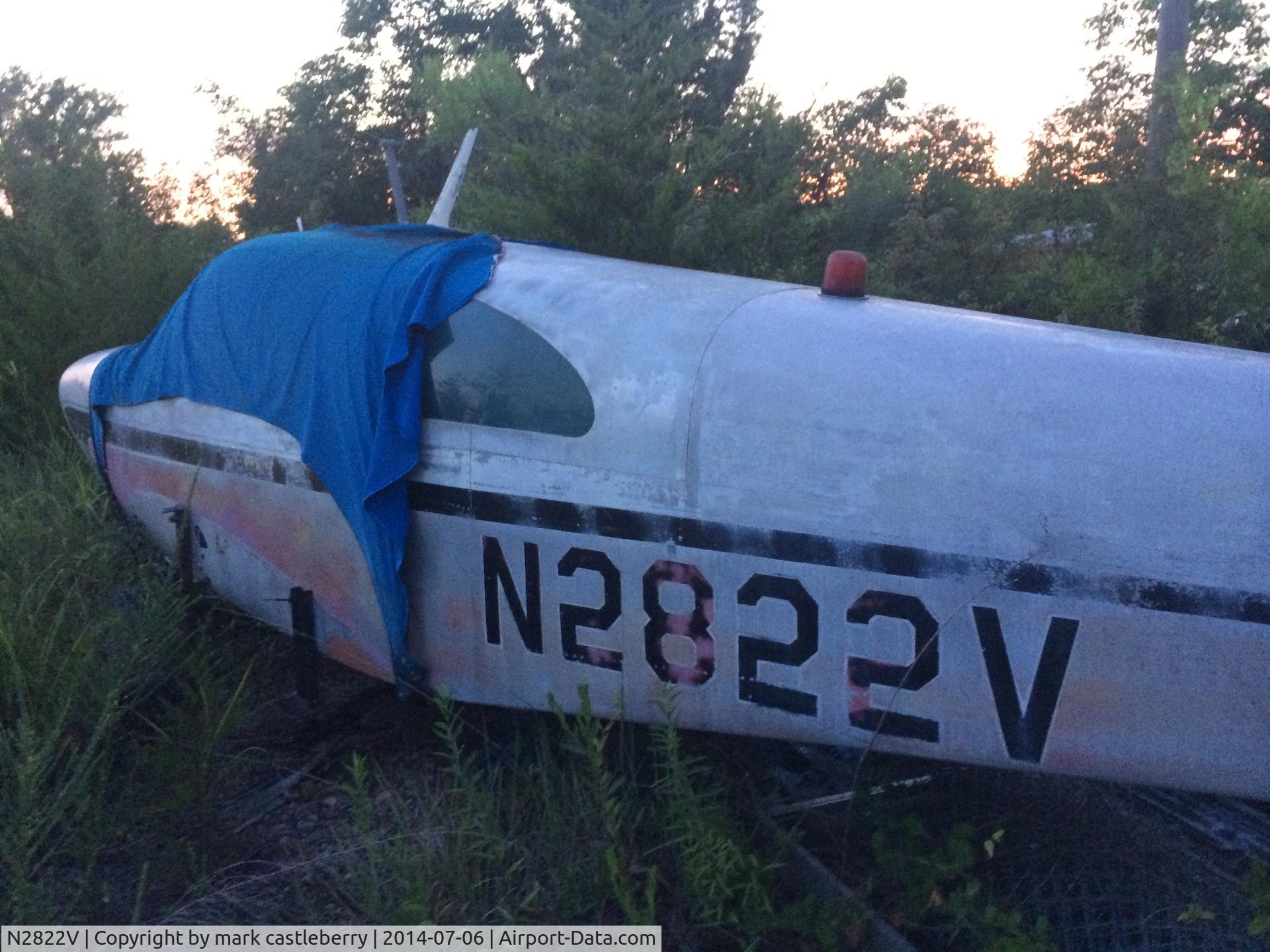 N2822V, 1947 Beech 35 Bonanza C/N D-226, taken at present location in Tupelo, MS. Wings are stored inside