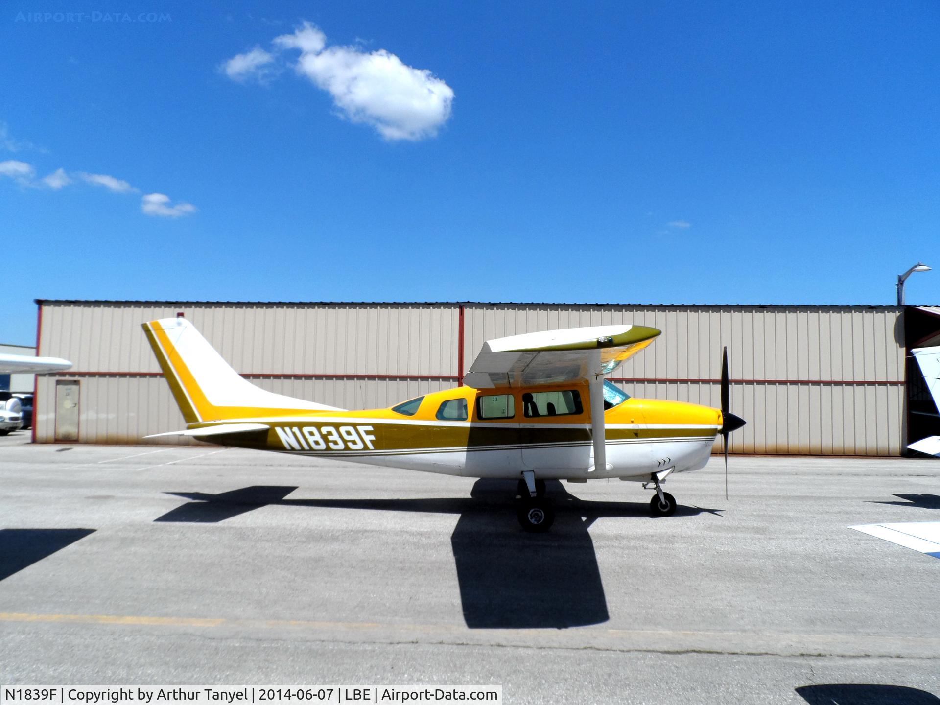 N1839F, 1966 Cessna 210F Centurion C/N 21058739, On display @ the 2014 Westmoreland County Airshow