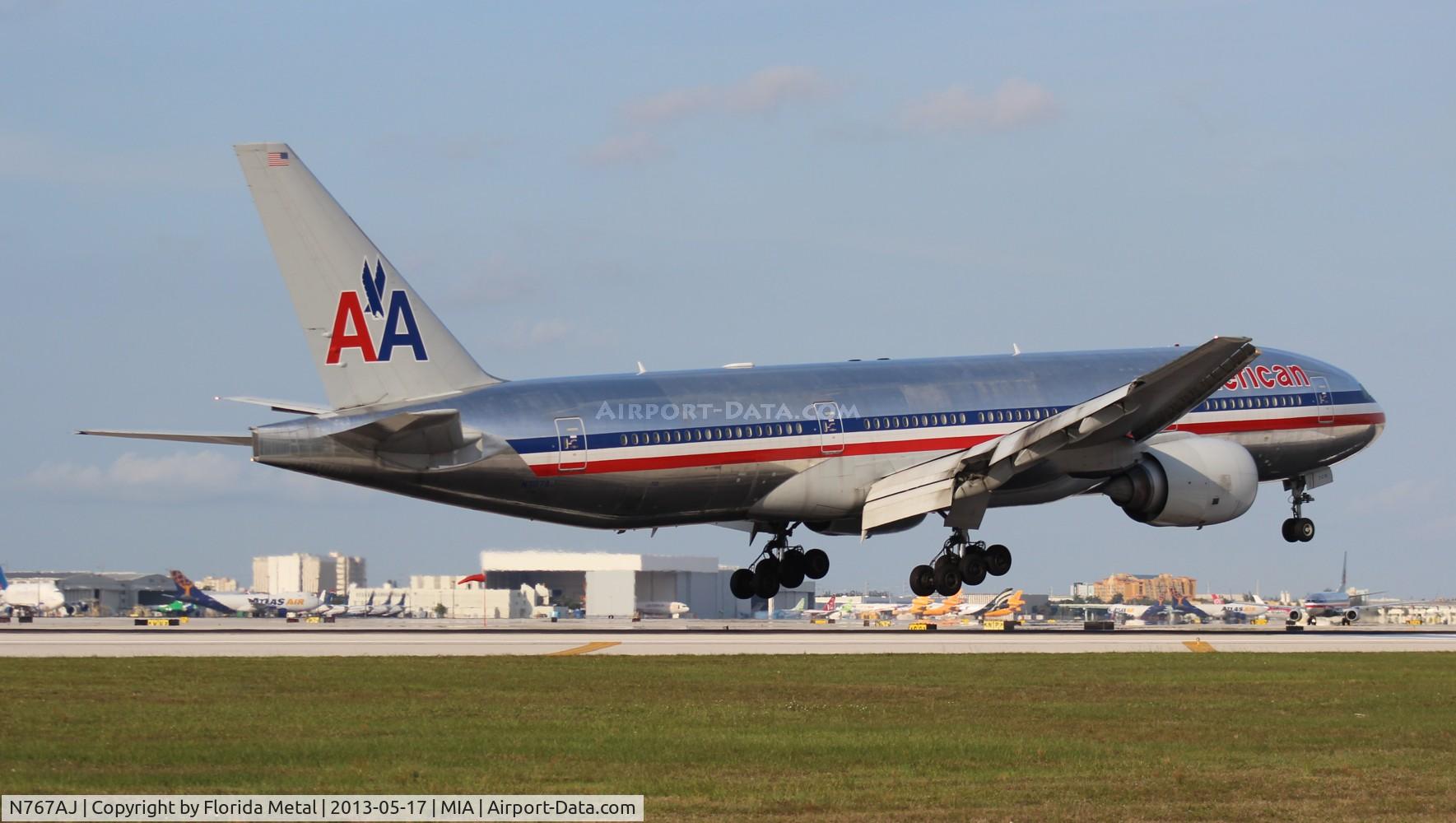 N767AJ, 2006 Boeing 777-223 C/N 33539, American 777-200