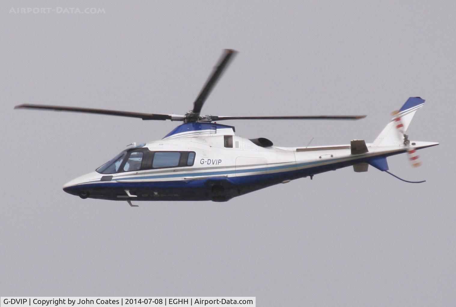 G-DVIP, 2003 Agusta A-109E Power C/N 11217, Arriving