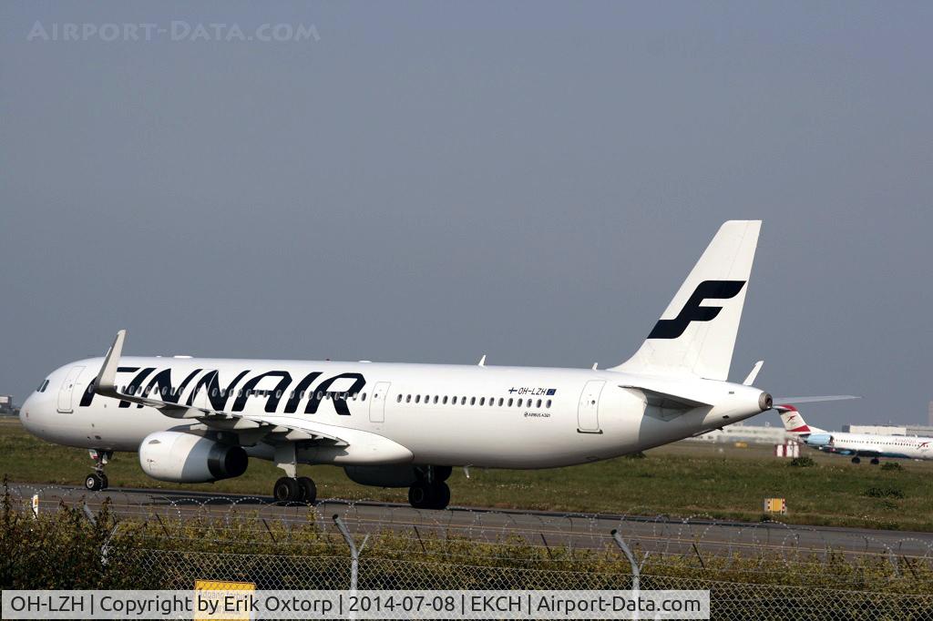 OH-LZH, 2013 Airbus A321-231 C/N 5803, OH-LZH just arrived on rw 04L