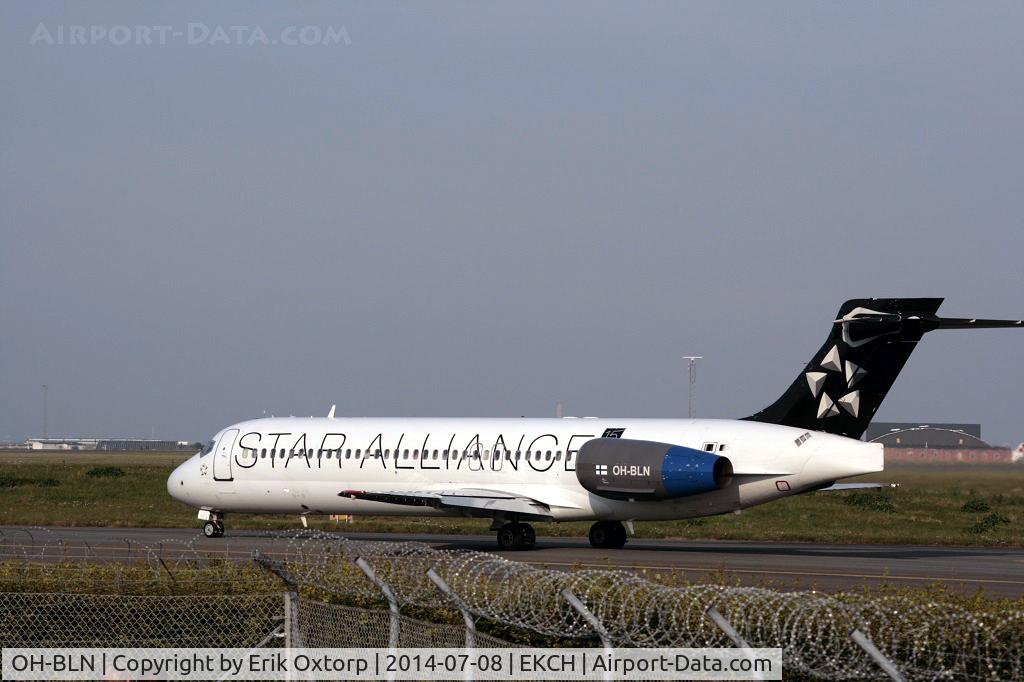 OH-BLN, 1999 Boeing 717-2K9 C/N 55053, OH-BLN just arrived on rw 04L