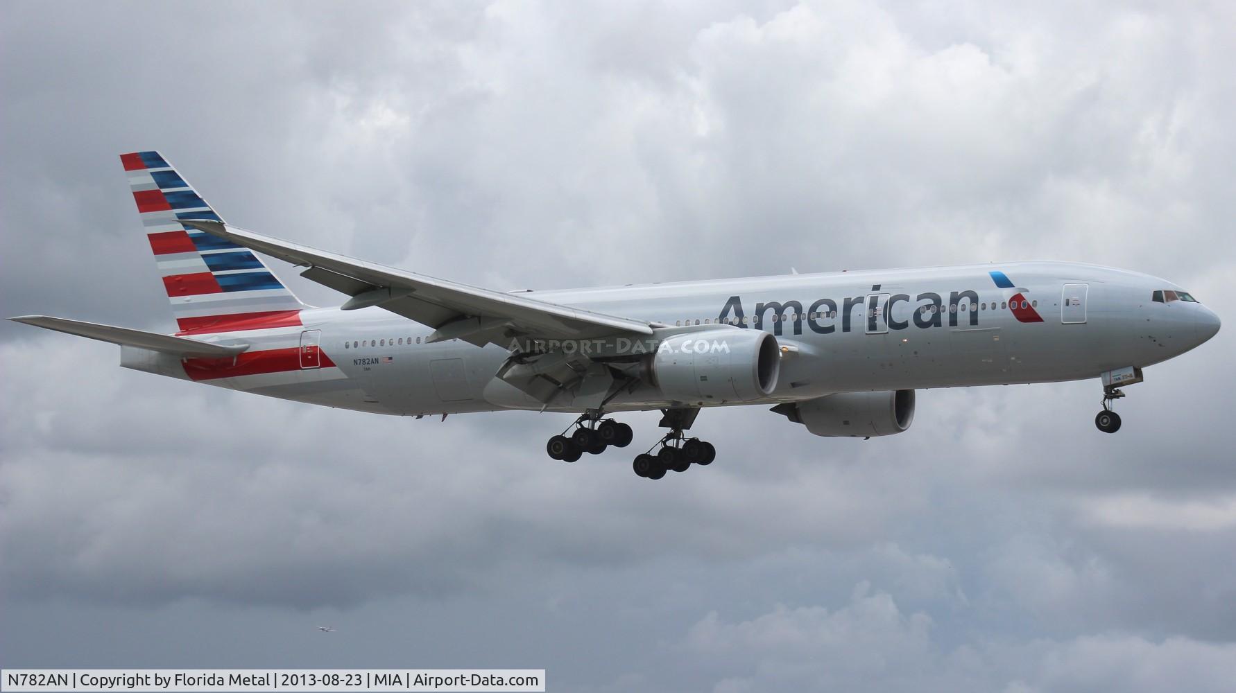 N782AN, 2000 Boeing 777-223 C/N 30003, American 777-200