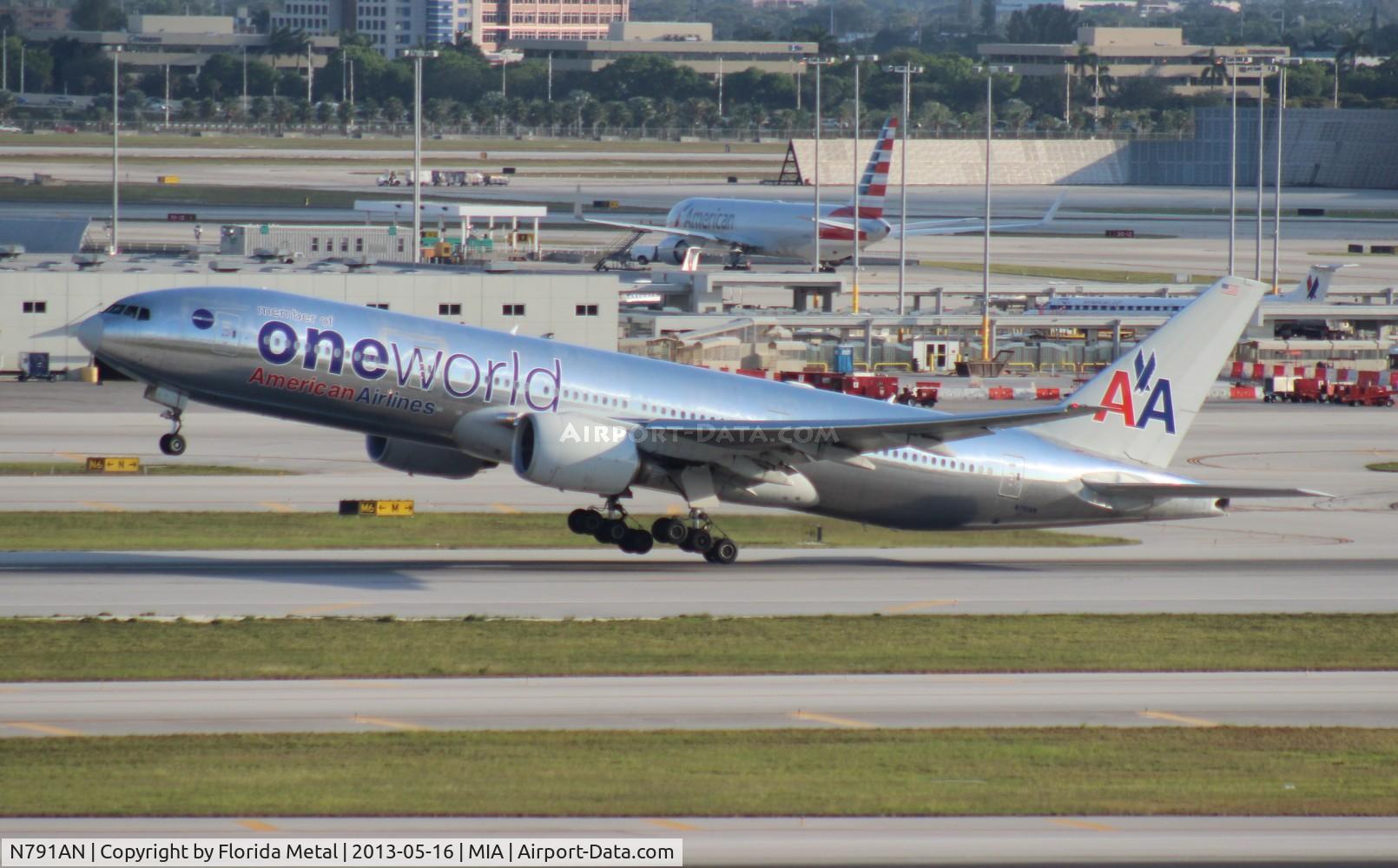 N791AN, 2000 Boeing 777-223/ER C/N 30254, American One World 777-200