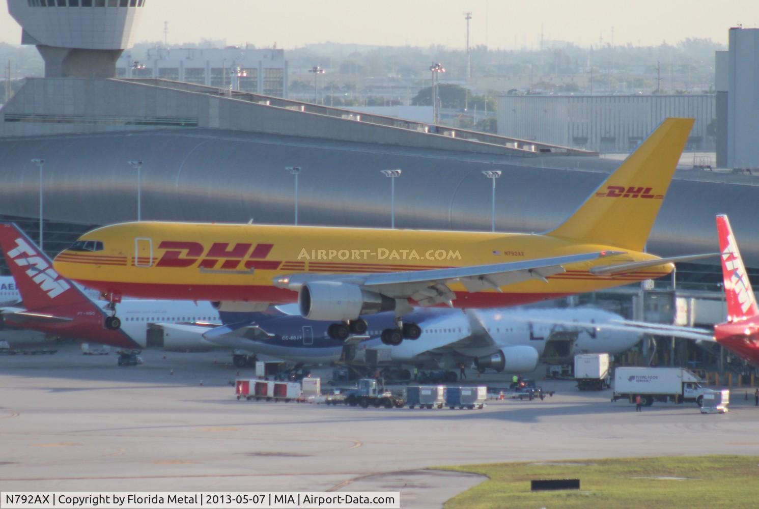 N792AX, 1986 Boeing 767-281 C/N 23142, DHL 767-200