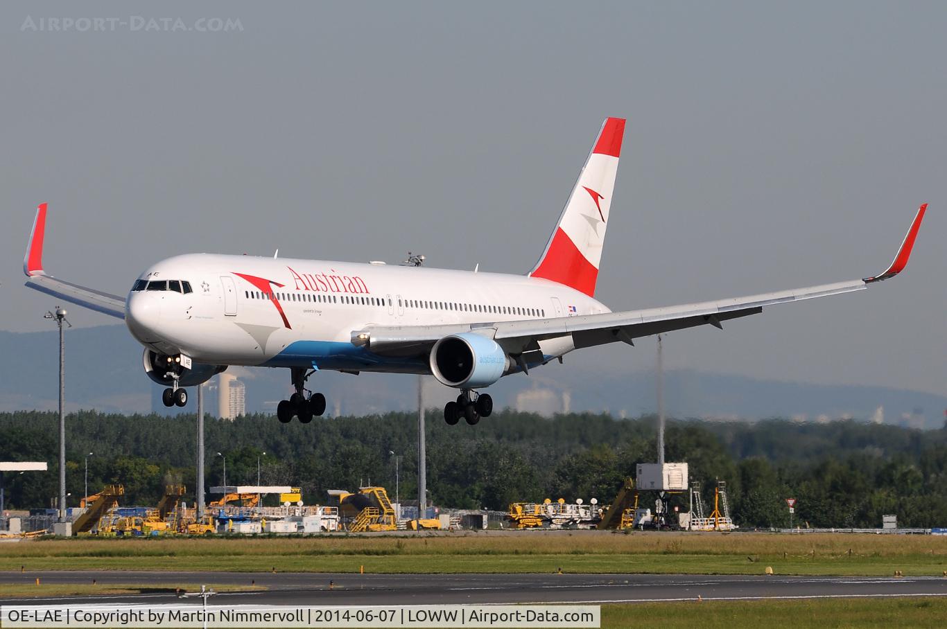 OE-LAE, 2000 Boeing 767-3Z9/ER C/N 30383, Austrian Airlines