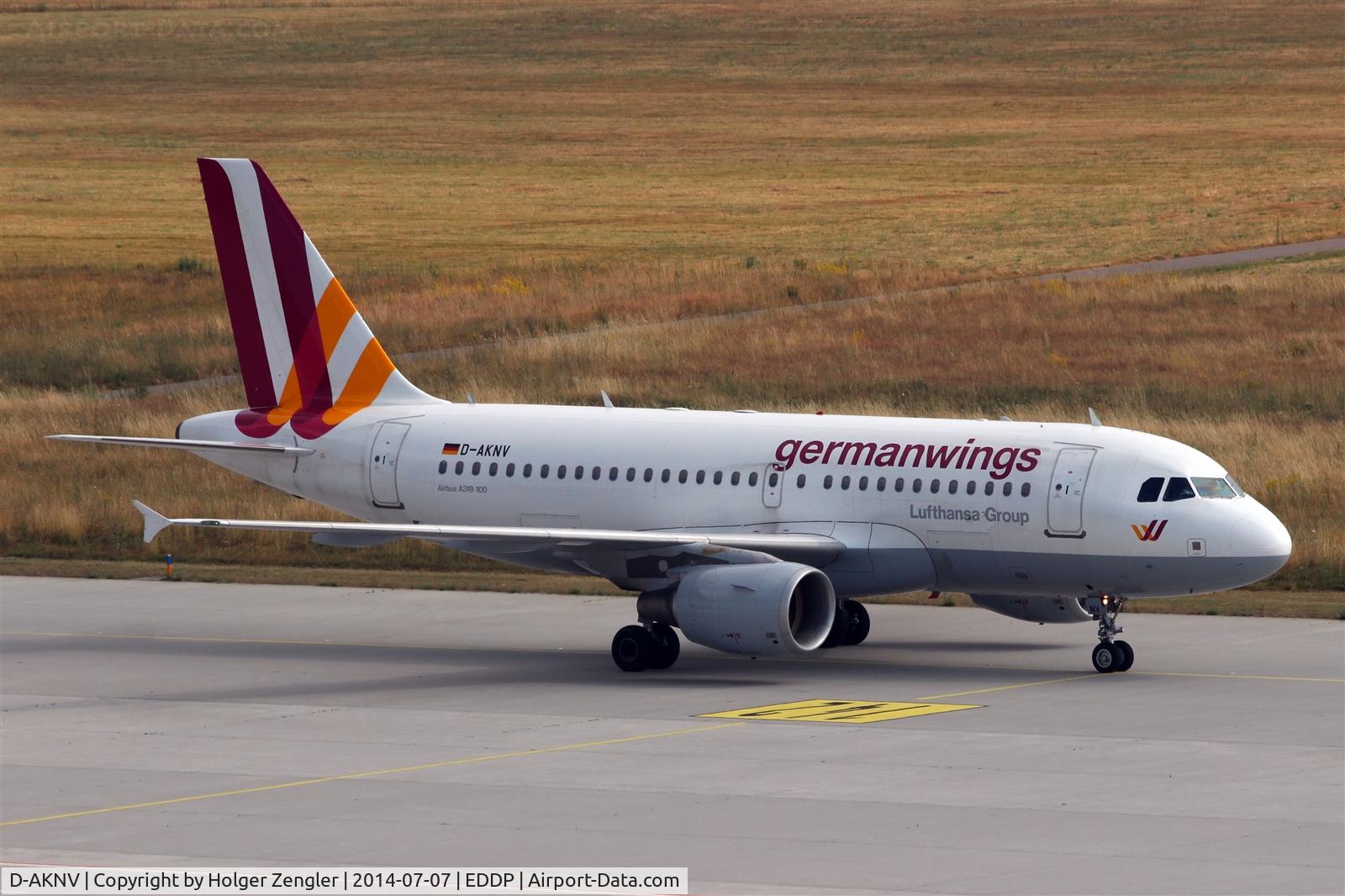 D-AKNV, 2005 Airbus A319-112 C/N 2632, Arrival of today´s afternoon shuttle from STR.....