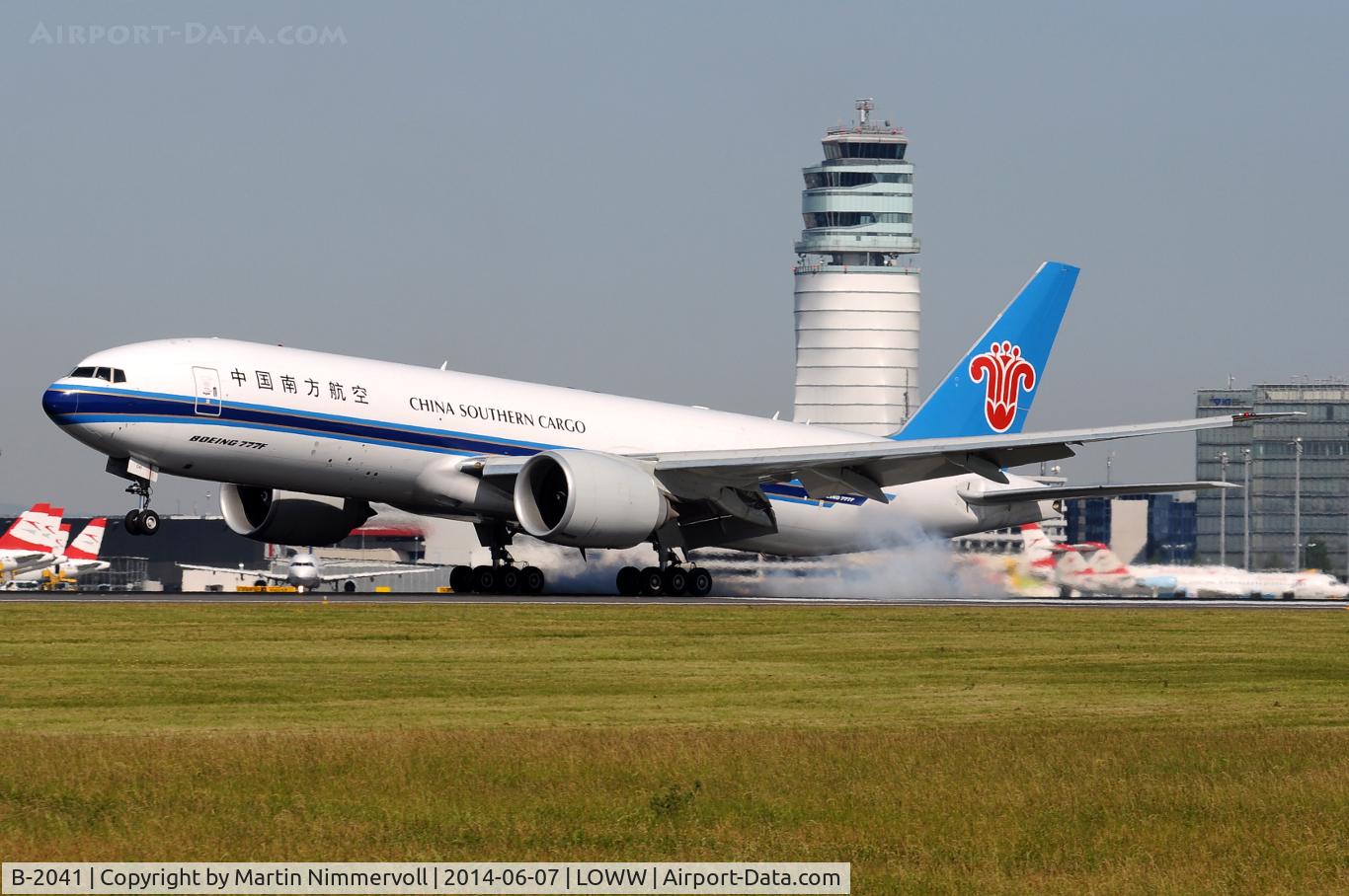 B-2041, 2013 Boeing 777-F1B C/N 41632, China Southern Cargo