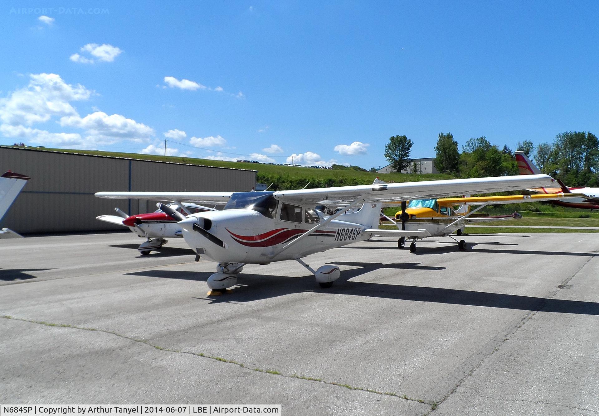 N684SP, 1999 Cessna 172S C/N 172S8095, On display @ the 2014 Westmoreland County Airshow