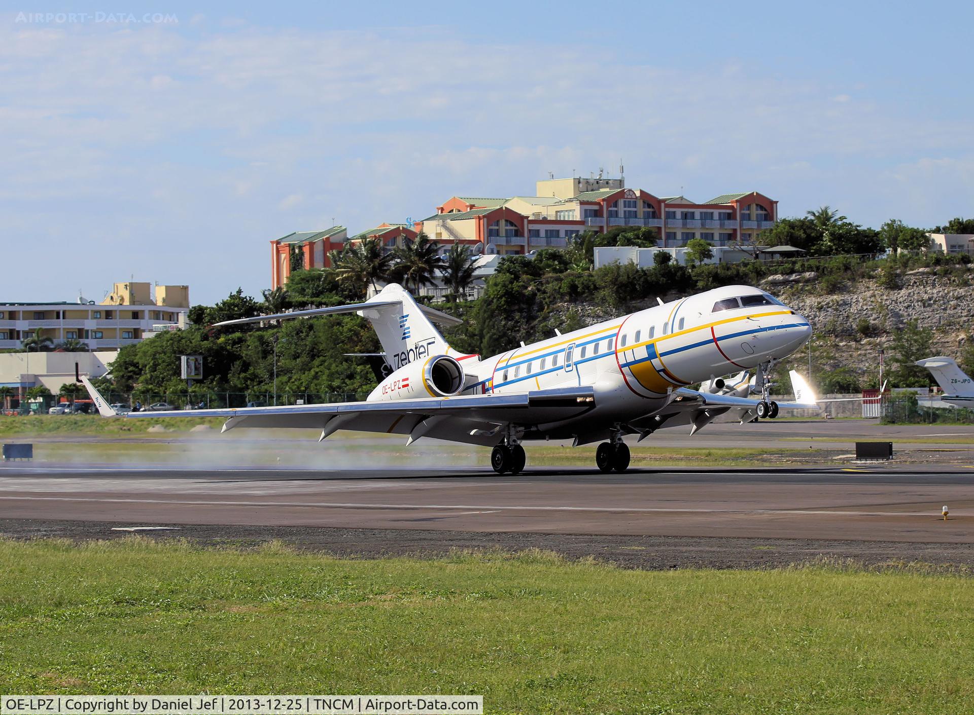 OE-LPZ, 2013 Bombardier BD-700-1A11 Global 5000 C/N 9495, OE-LPZ