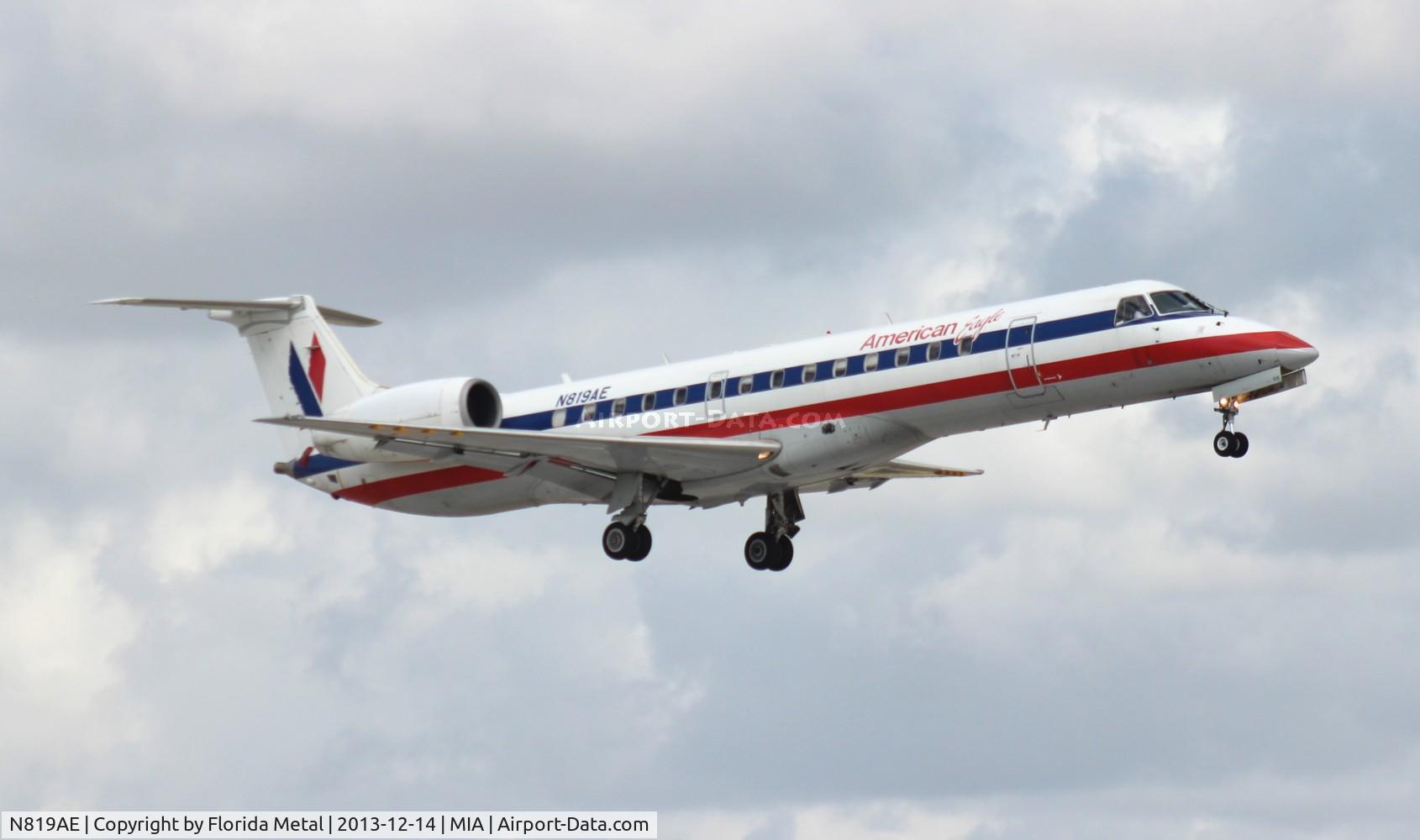 N819AE, 2002 Embraer ERJ-140LR (EMB-135KL) C/N 145566, Eagle E140