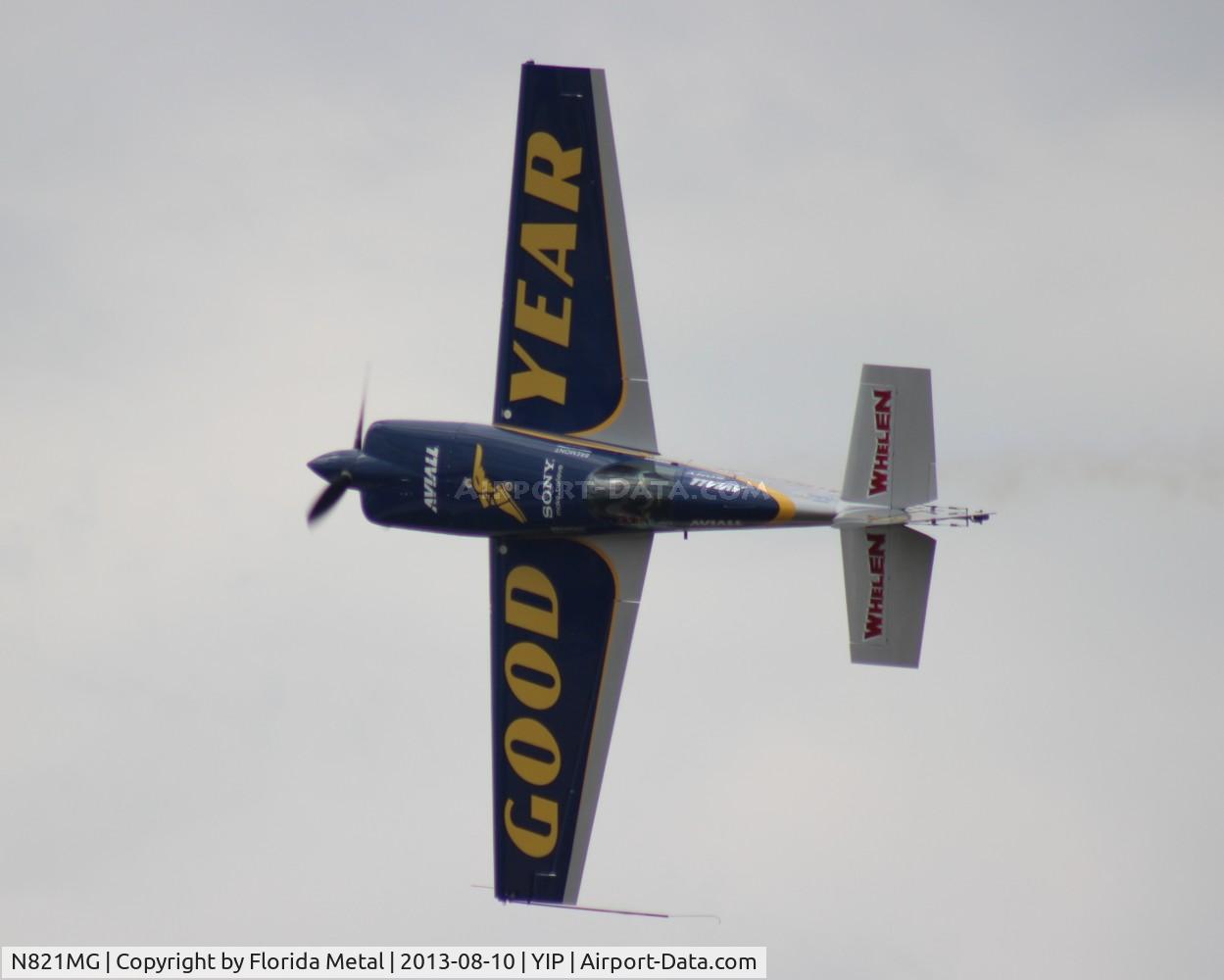 N821MG, 2009 Extra EA-300SC C/N SC010, Mike Goulian EA-300