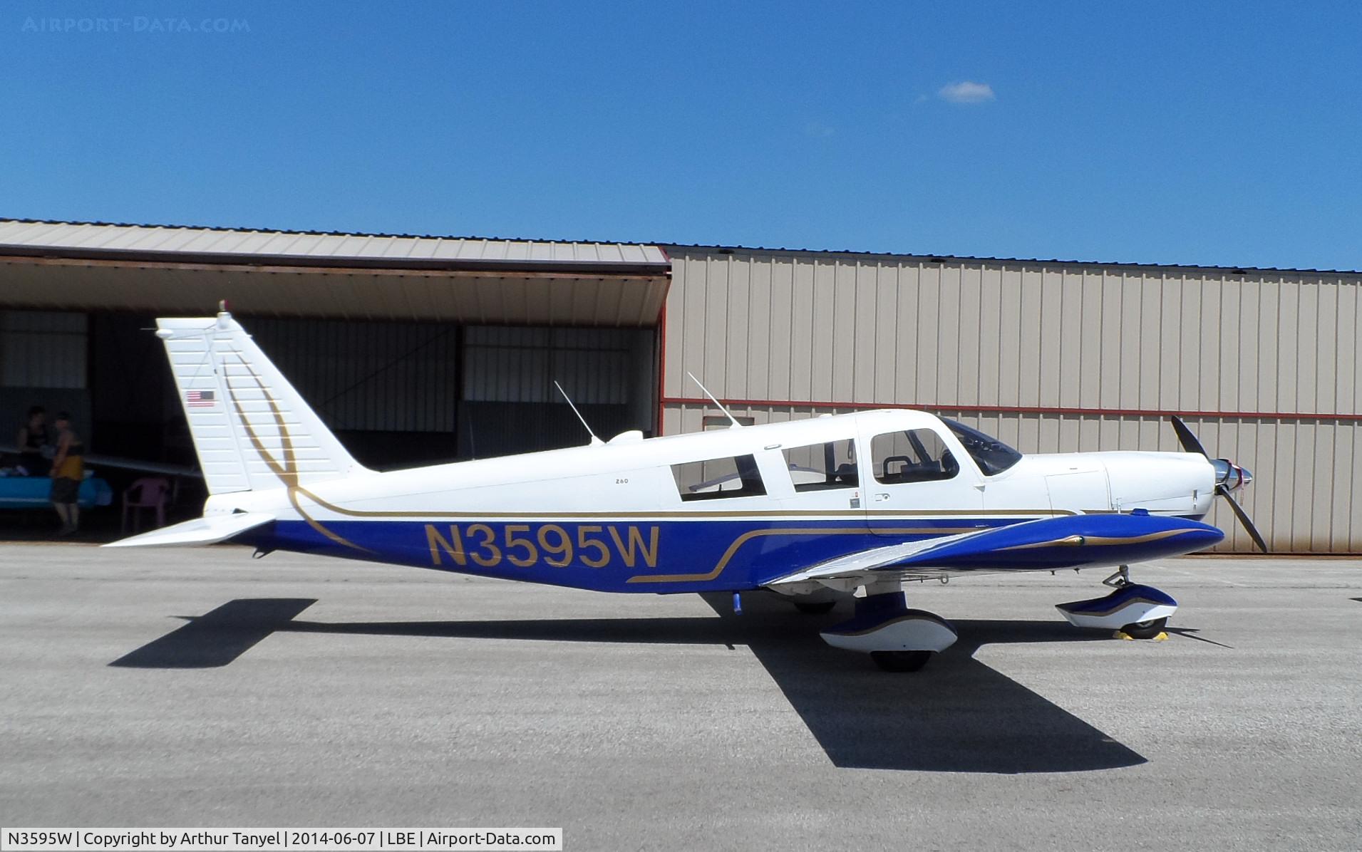 N3595W, 1966 Piper PA-32-260 Cherokee Six C/N 32-491, On display @ the 2014 Westmoreland County Airshow