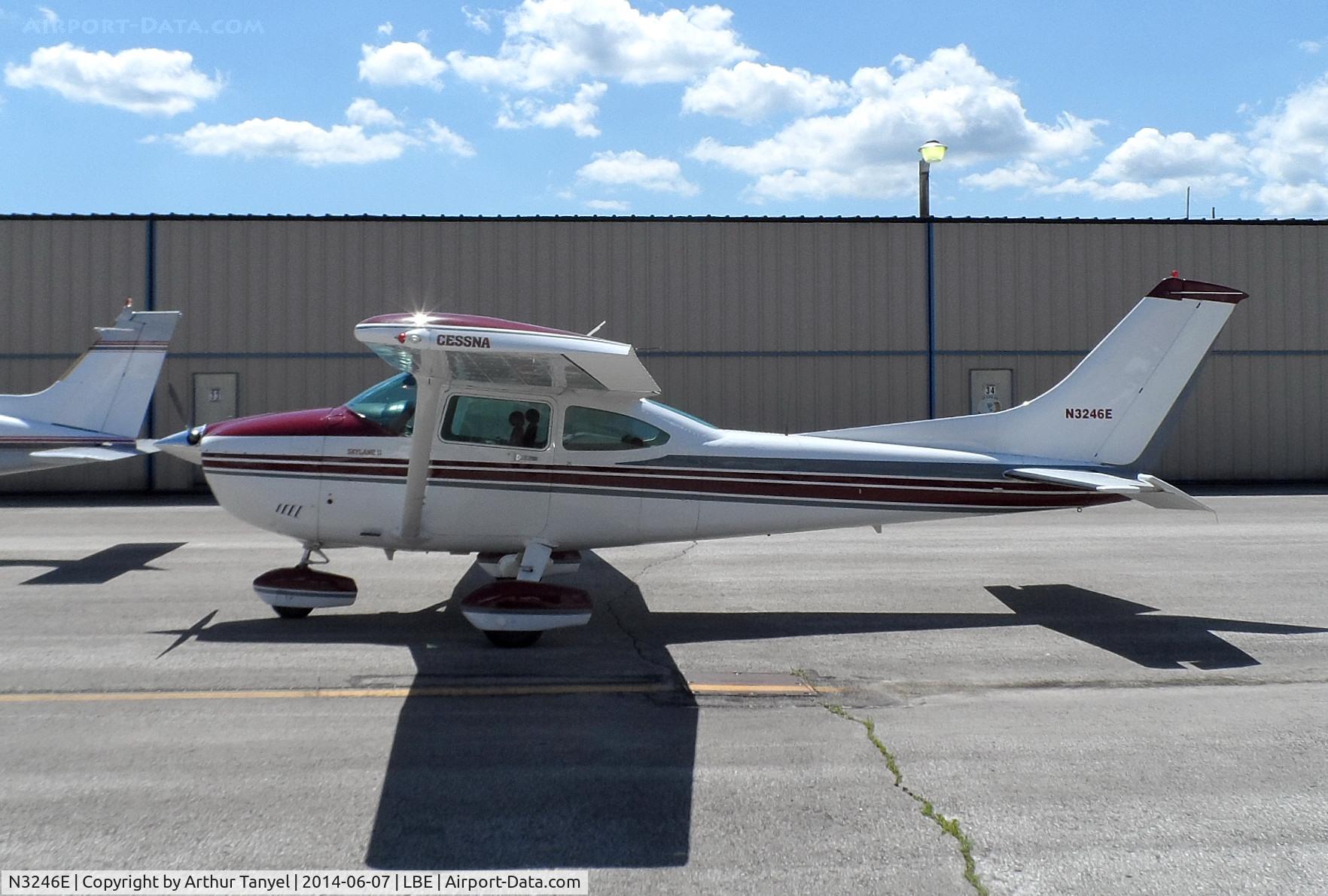 N3246E, 1982 Cessna 182R Skylane C/N 18268239, On display @ the 2014 Westmoreland County Airshow