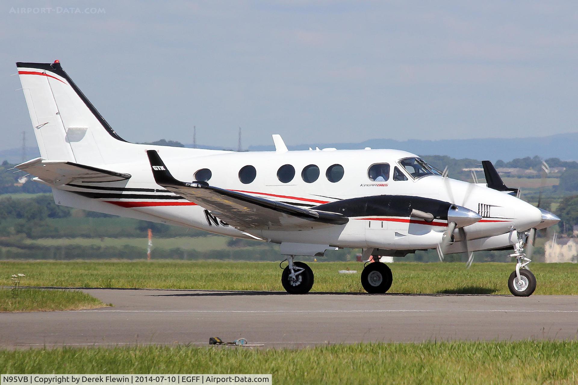 N95VB, 2013 Beechcraft C90GTI King Air C/N LJ-2091, C90GTI, seen taxxing at EGFF.