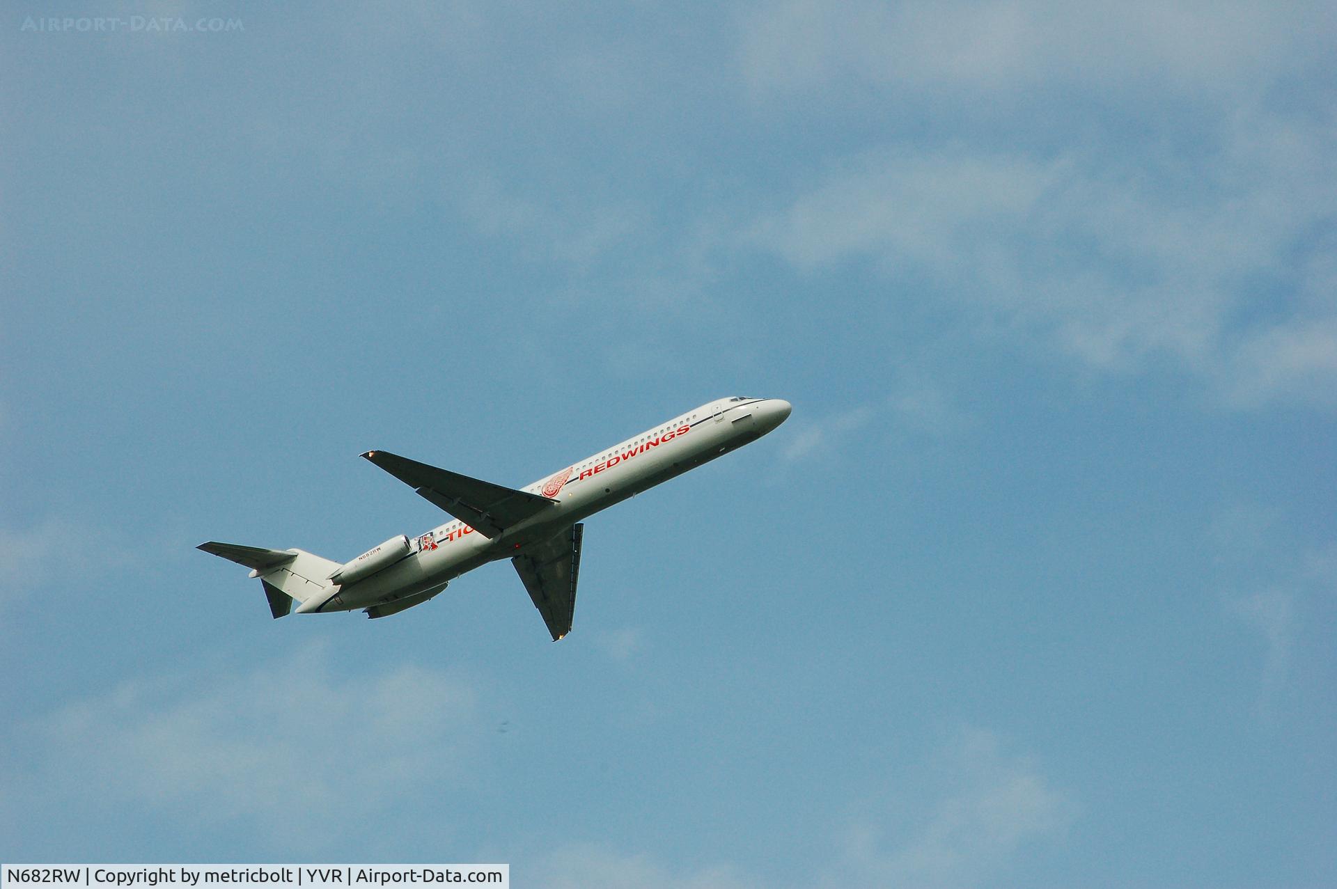 N682RW, 1977 McDonnell Douglas DC-9-51 C/N 47733, Mar.2007