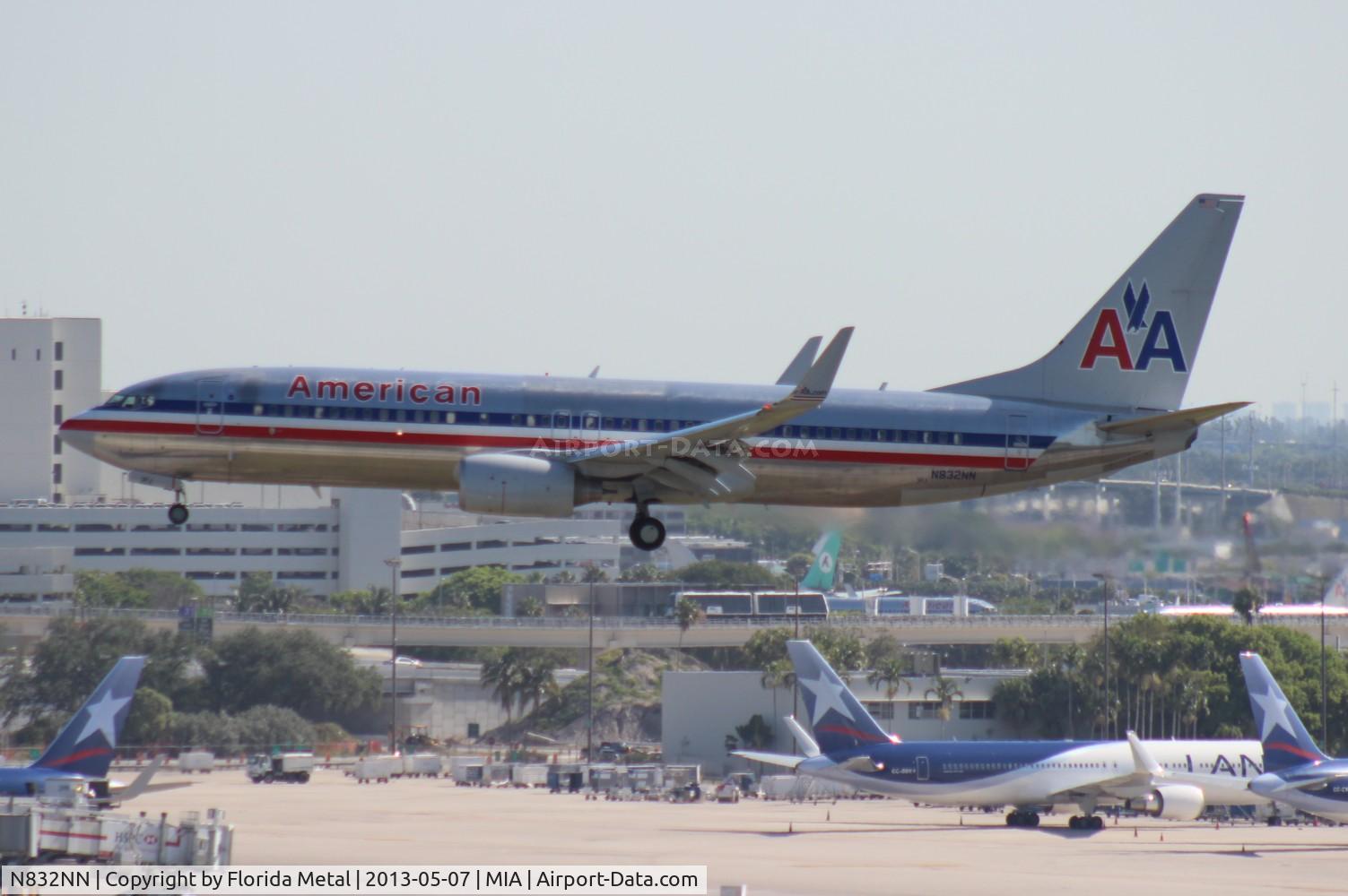 N832NN, 2010 Boeing 737-823 C/N 33521, American 737-800