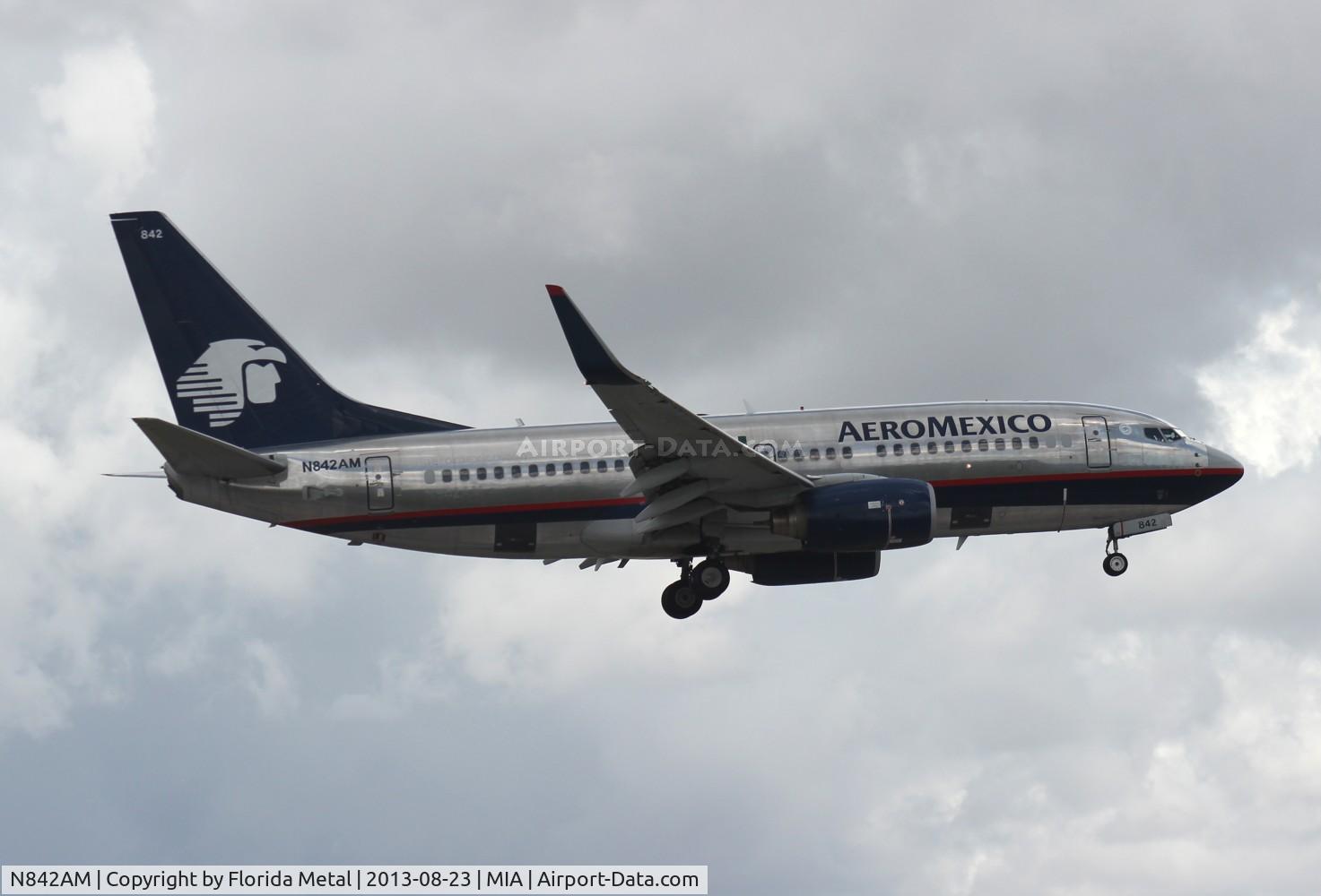 N842AM, 2005 Boeing 737-752 C/N 32842, Aeromexico 737-700