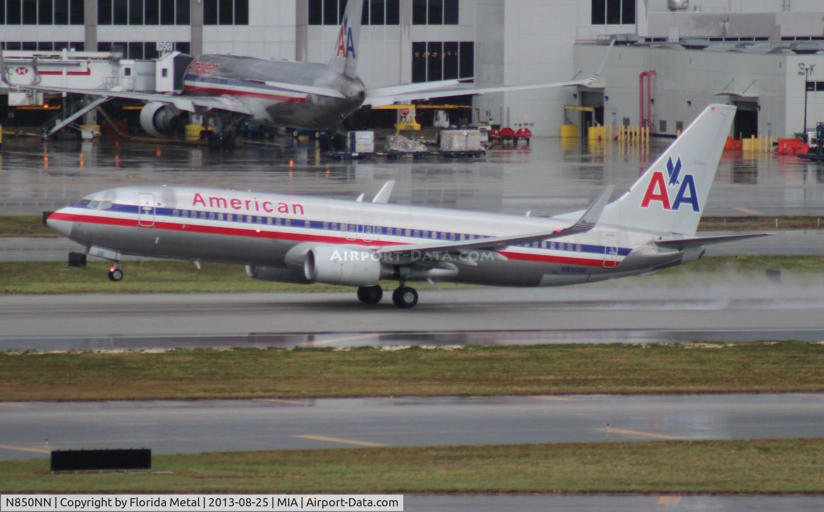 N850NN, 2010 Boeing 737-823 C/N 40580, American 737-800