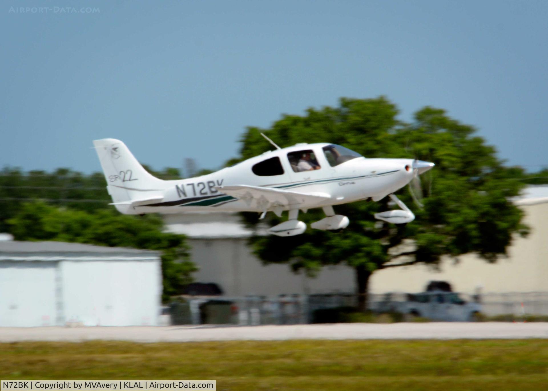N72BK, 2002 Cirrus SR22 C/N 0172, 2014 Sun n Fun