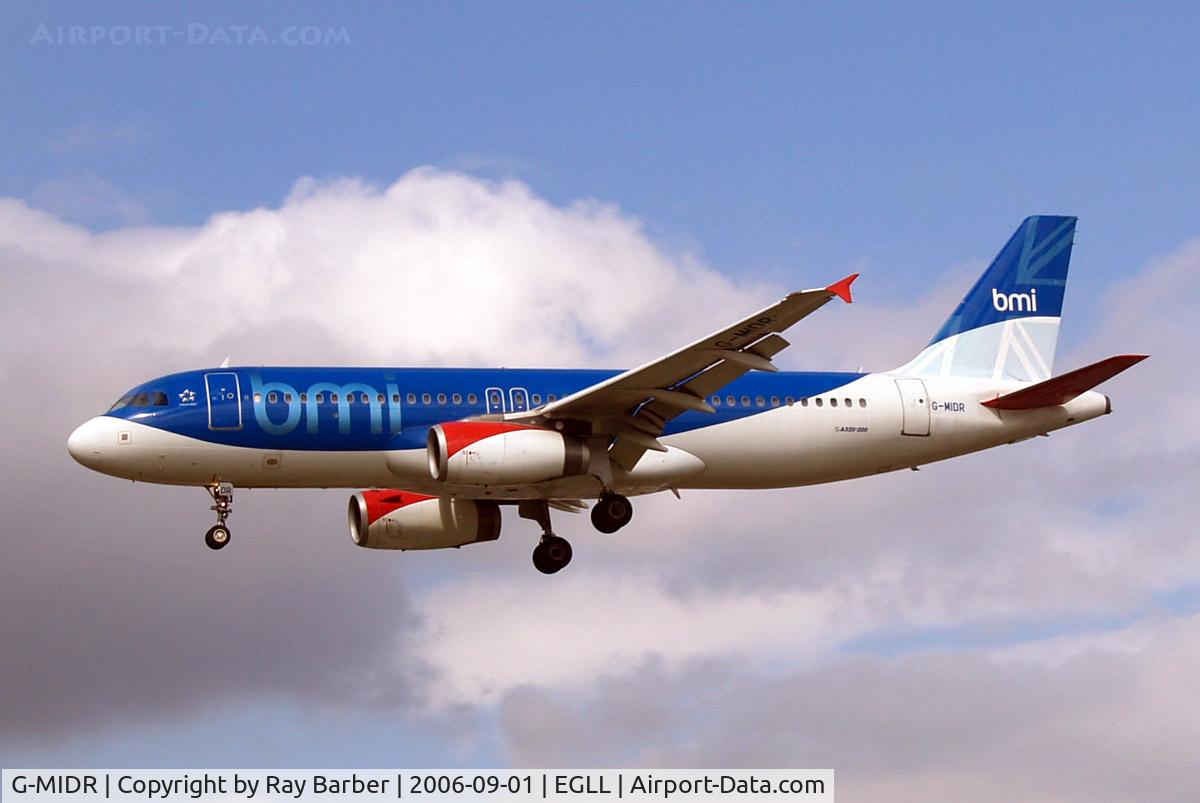 G-MIDR, 2002 Airbus A320-232 C/N 1697, Airbus A320-232 [1697] (bmi British Midland Airways) Heathrow~G 01/09/2006. On finals 27L.