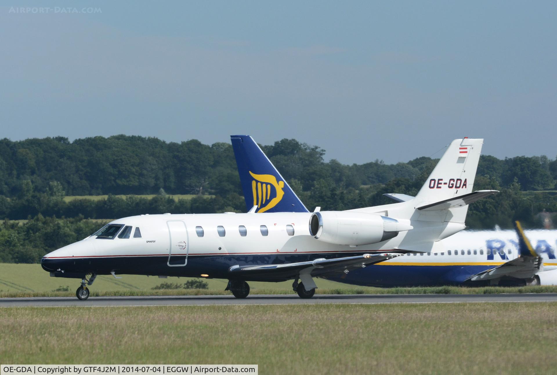 OE-GDA, 2008 Cessna 560XLS Citation Excel C/N 560-5801, OE-GDA(2) departs Luton 4.7.14