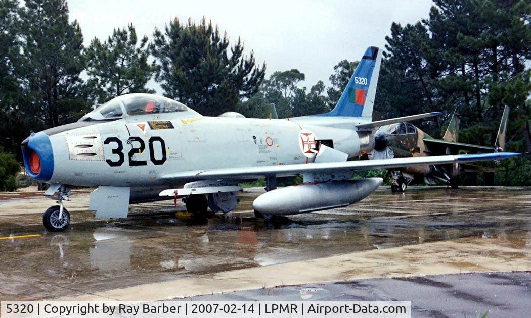 5320, 1952 North American F-86F Sabre C/N 191-964, North American F-86F Sabre [191-964] (Portuguese Air Force) Monte Real~CS 04/05/2000