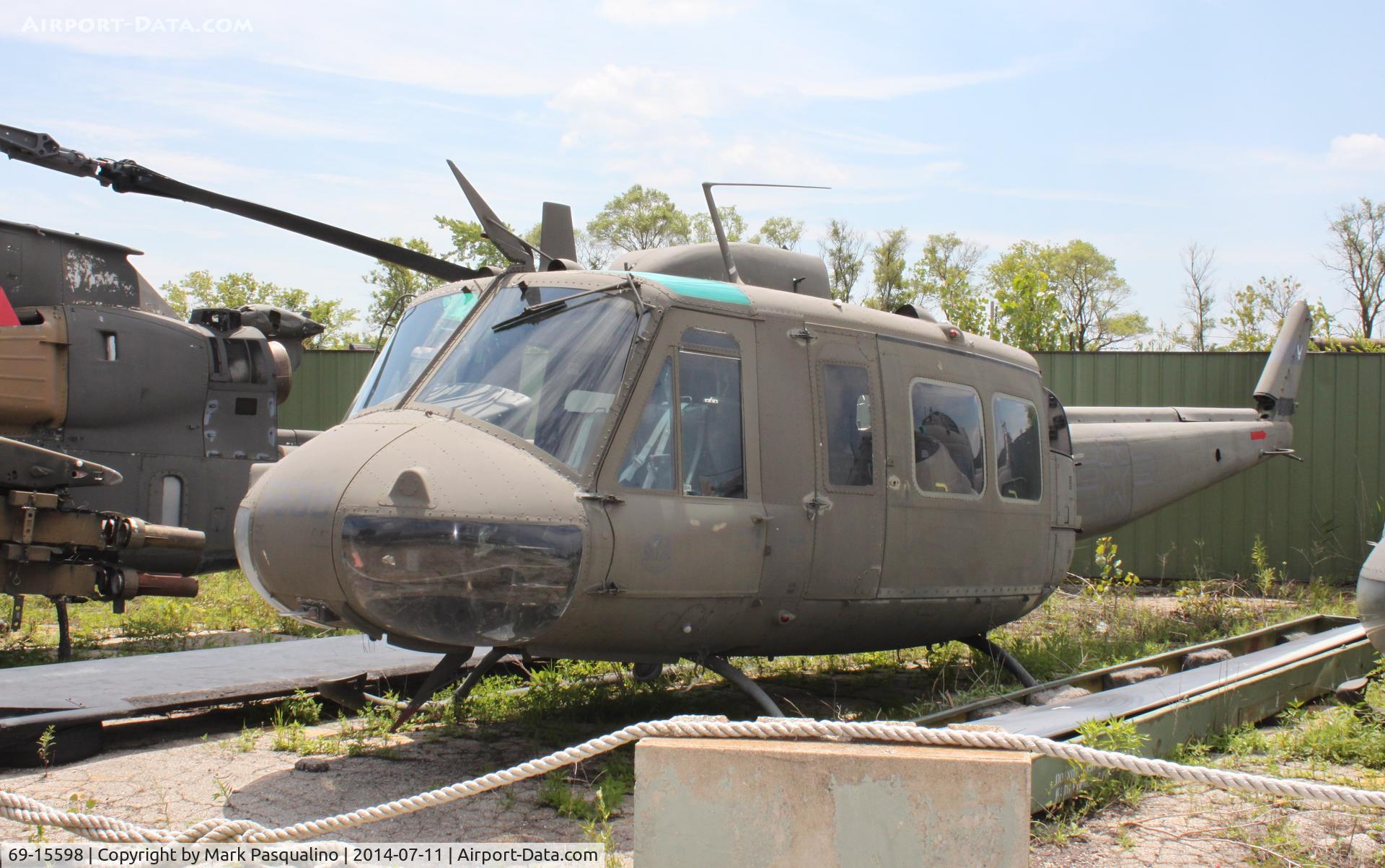 69-15598, 1969 Bell UH-1H Iroquois C/N 11886, Bell UH-1H