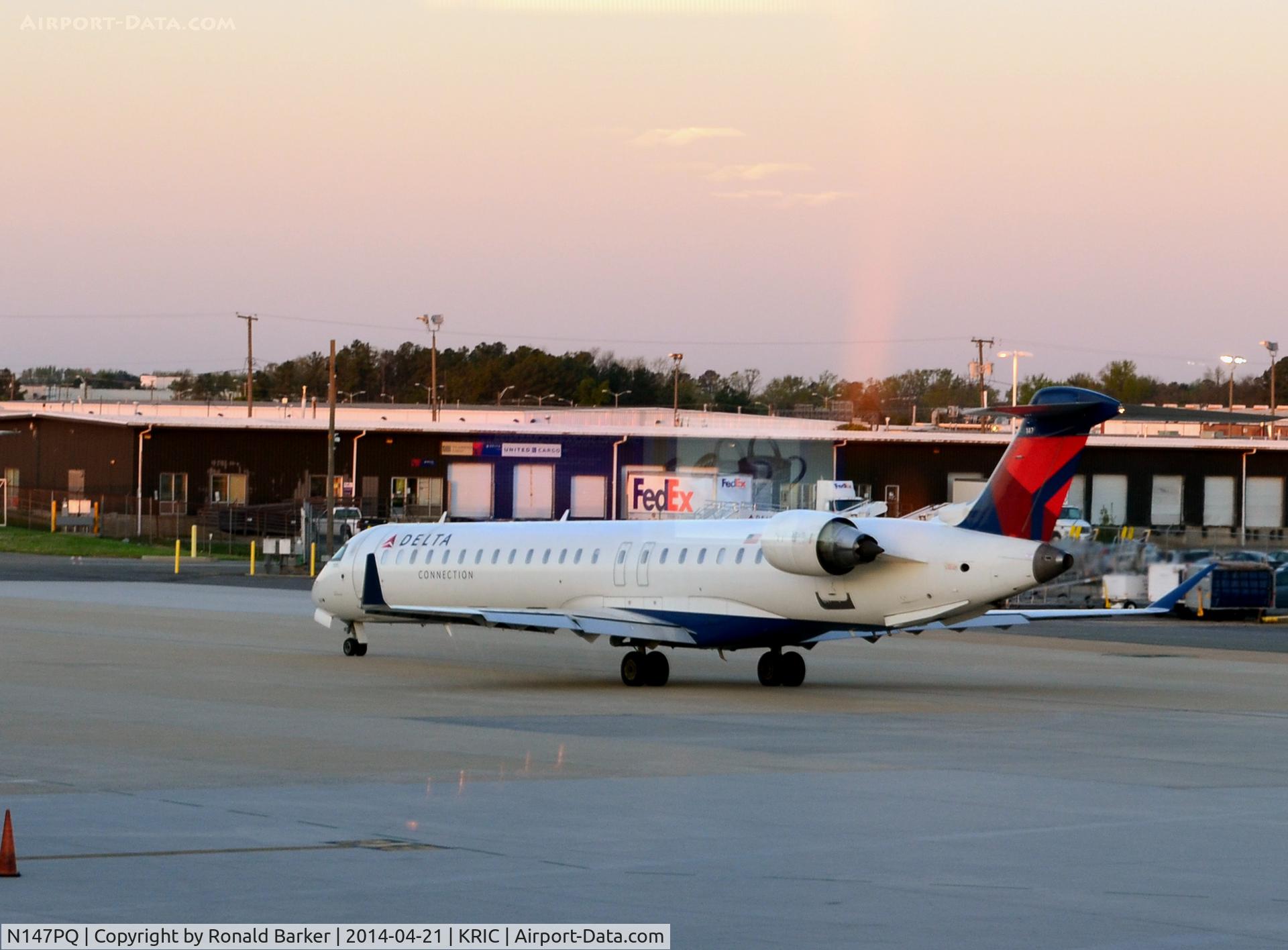 N147PQ, 2007 Bombardier CRJ-900ER (CL-600-2D24) C/N 15147, Taxi Richmond