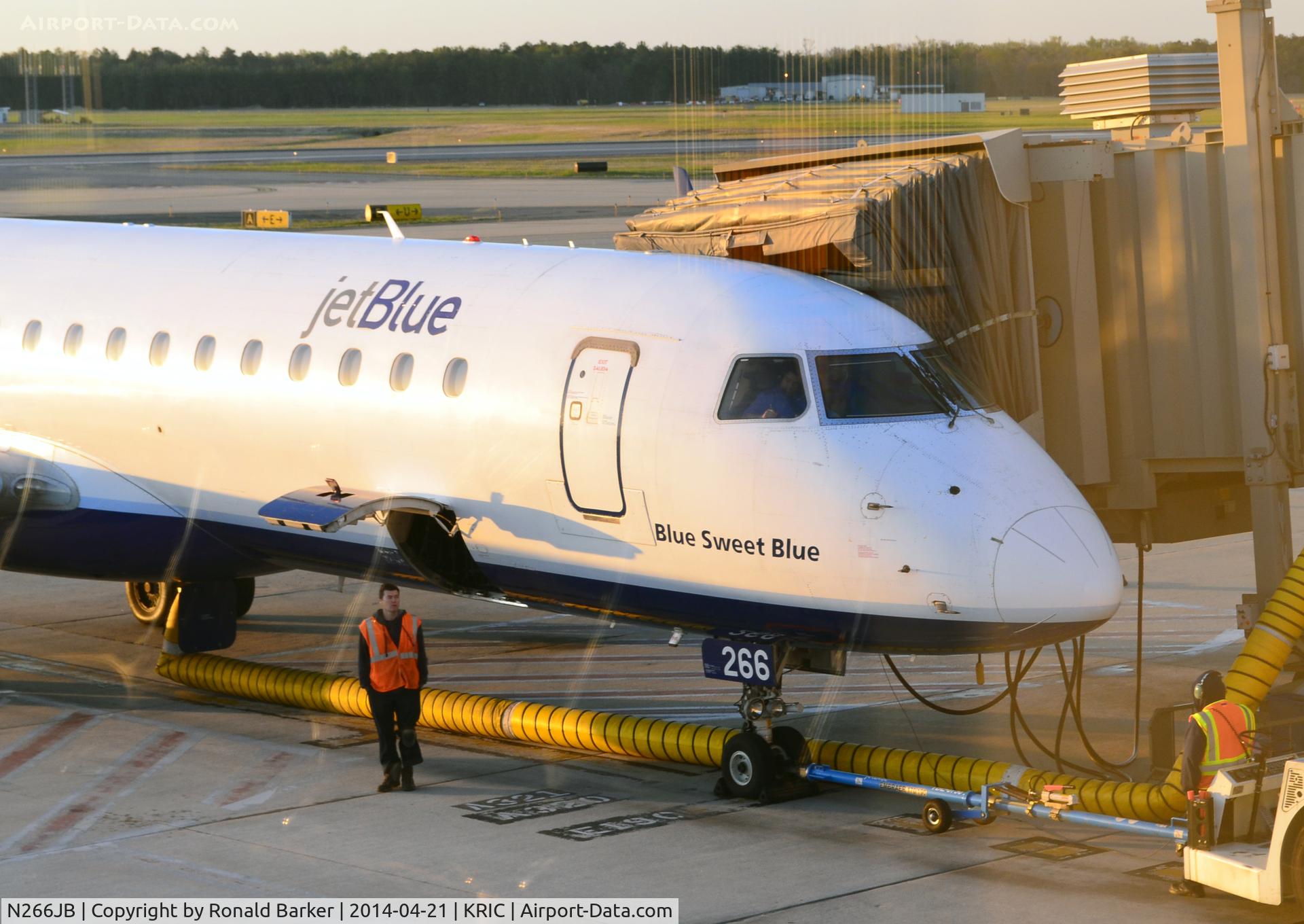 N266JB, 2007 Embraer ERJ-190-100 IGW 190AR C/N 19000054, Blue Sweet Blue at the gate Richmond