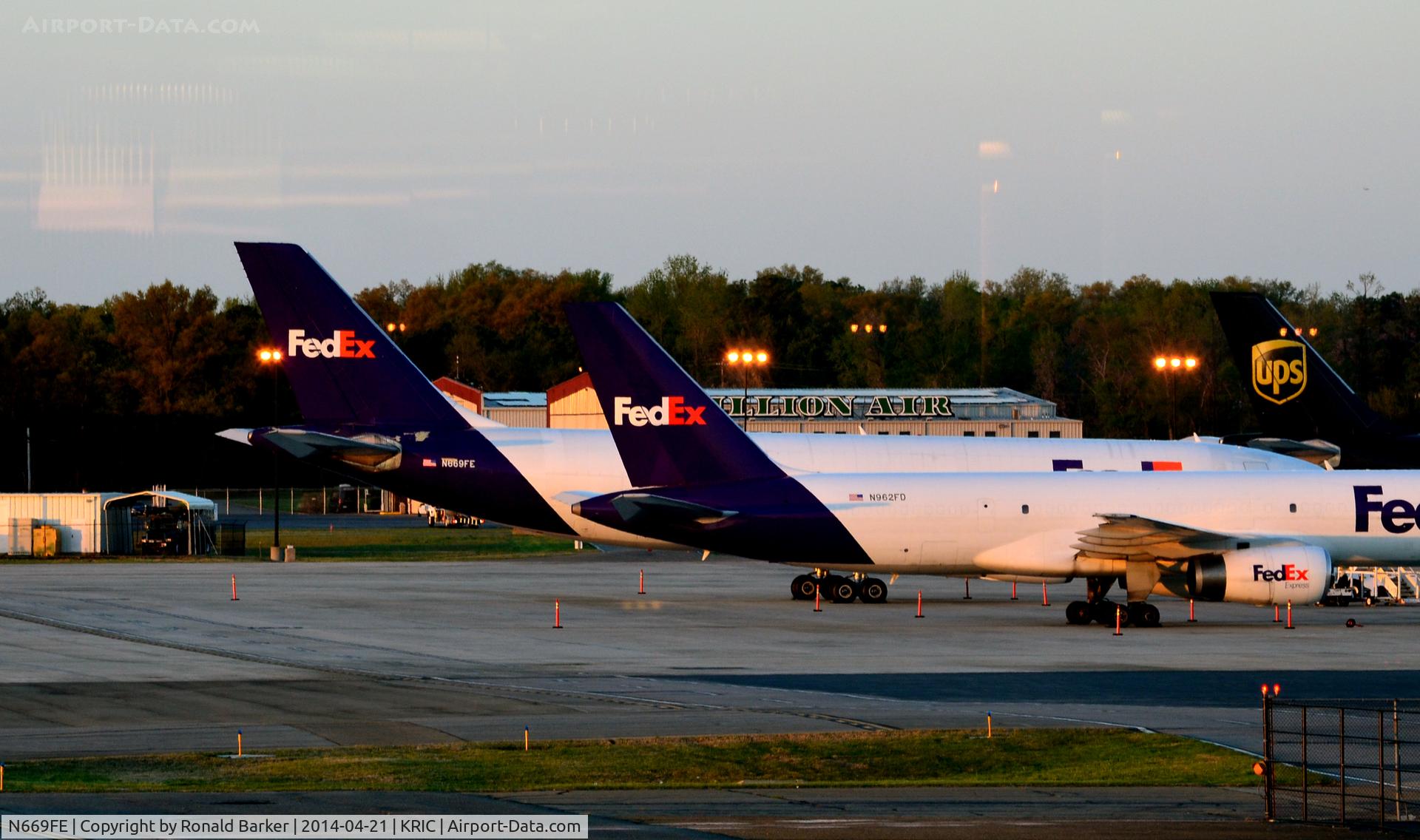 N669FE, 1996 Airbus A300F4-605R C/N 774, Richmond