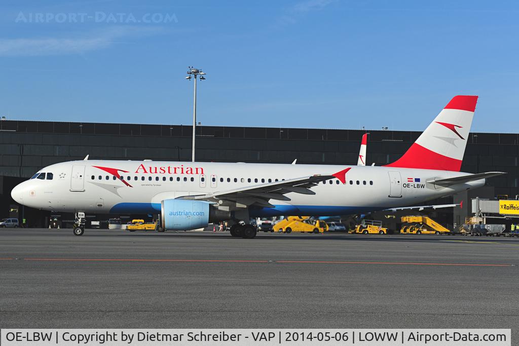 OE-LBW, 2001 Airbus A320-214 C/N 1678, Austrian Airlines Airbus 320