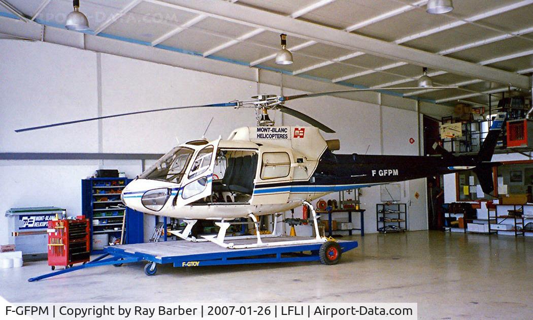 F-GFPM, Aerospatiale AS-350BA Ecureuil C/N 1833, Aerospatiale AS.350BA Ecureuil [1833] Annemasse~F 11/08/1997.