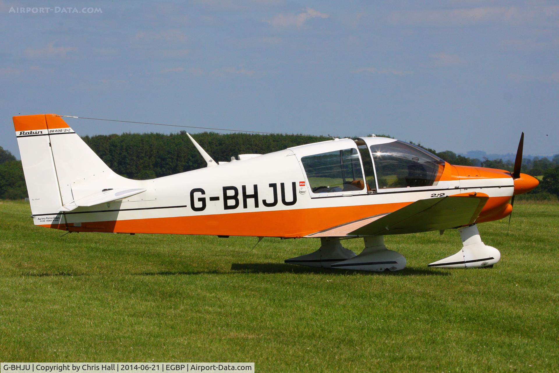 G-BHJU, 1978 Robin DR-400-108 Dauphin 2+2 C/N 1288, visitor at Kemble