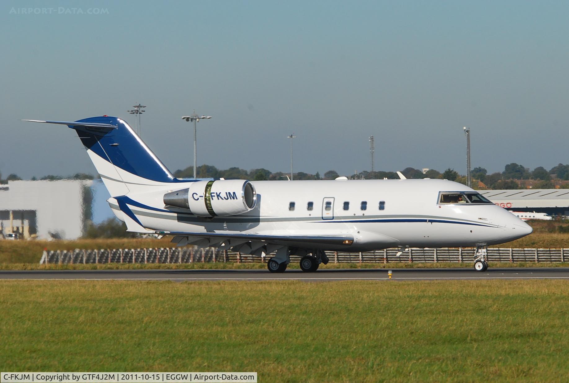 C-FKJM, 1983 Canadair Challenger 601 (CL-600-2A12) C/N 3012, C-FKJM at Luton 15.10.11
