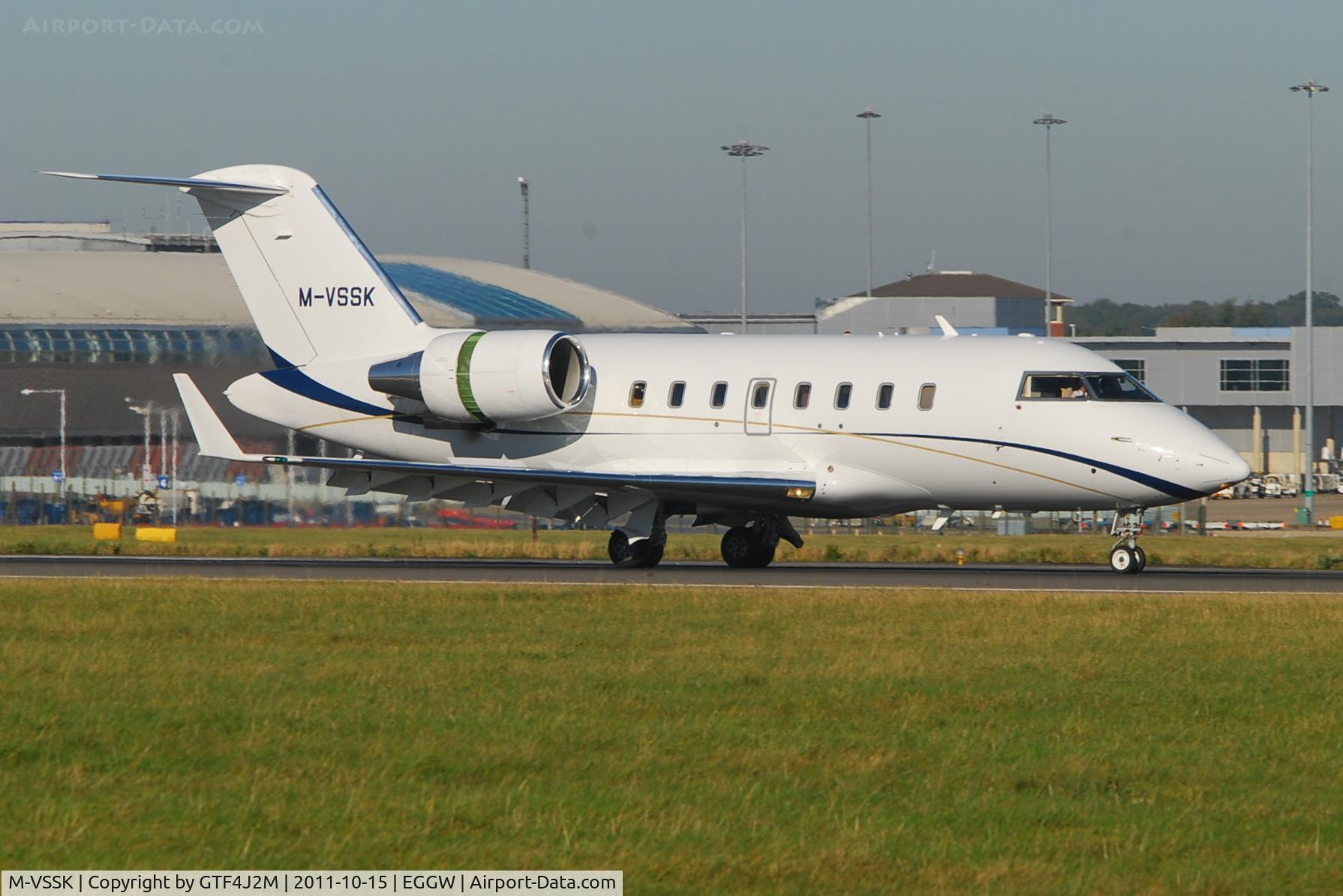 M-VSSK, 2008 Bombardier Challenger 605 (CL-600-2B16) C/N 5781, M-VSSK arrives at Luton 15.10.11