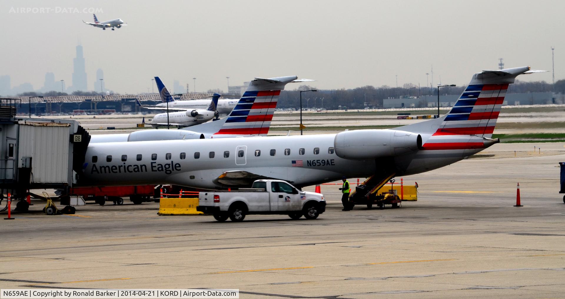 N659AE, 2003 Embraer ERJ-145LR (EMB-145LR) C/N 145762, Gate 18 O'Hare