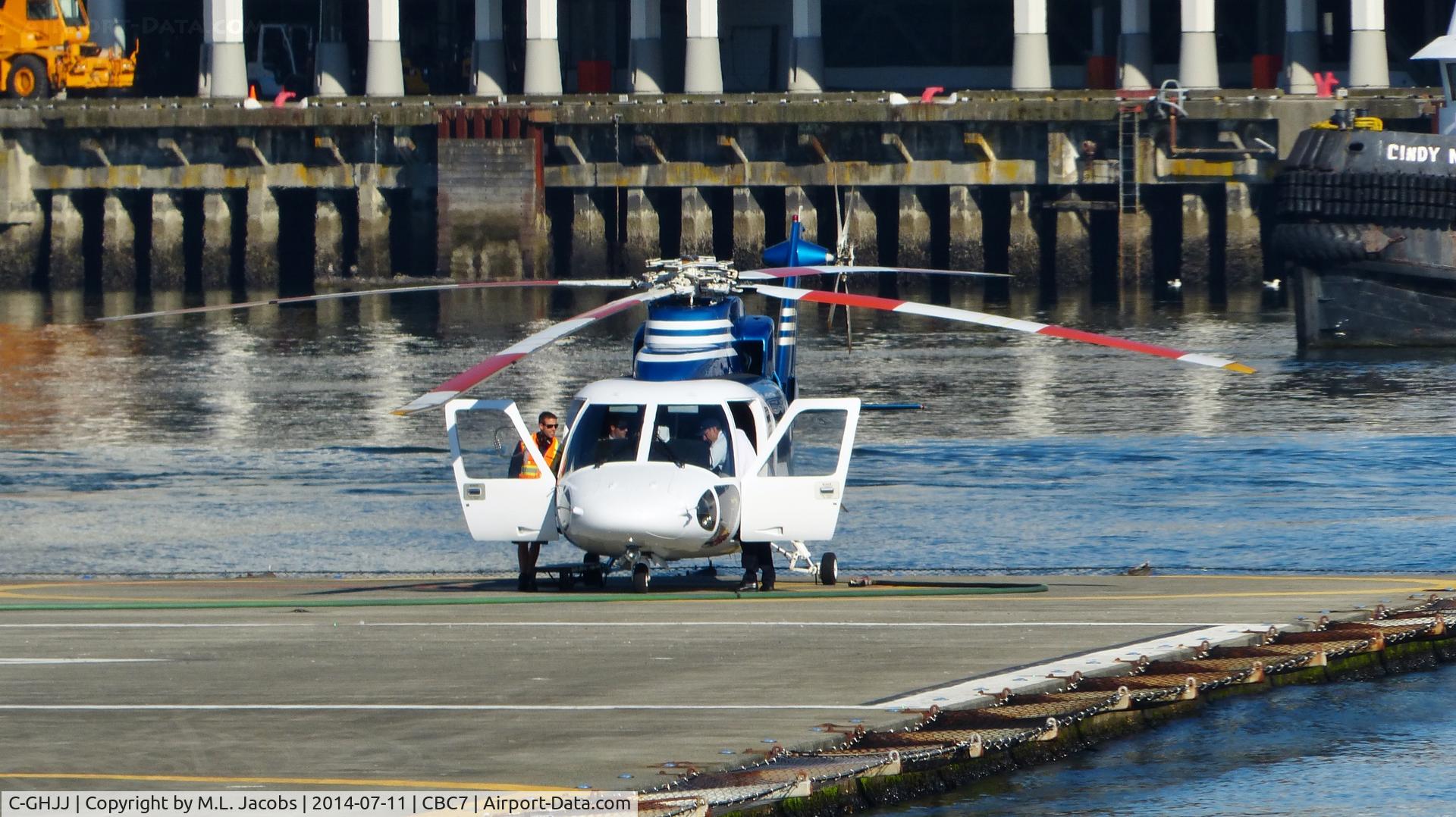 C-GHJJ, 1984 Sikorsky S-76A C/N 760235, Helijet recently arrived at Vancouver Harbour Heliport.