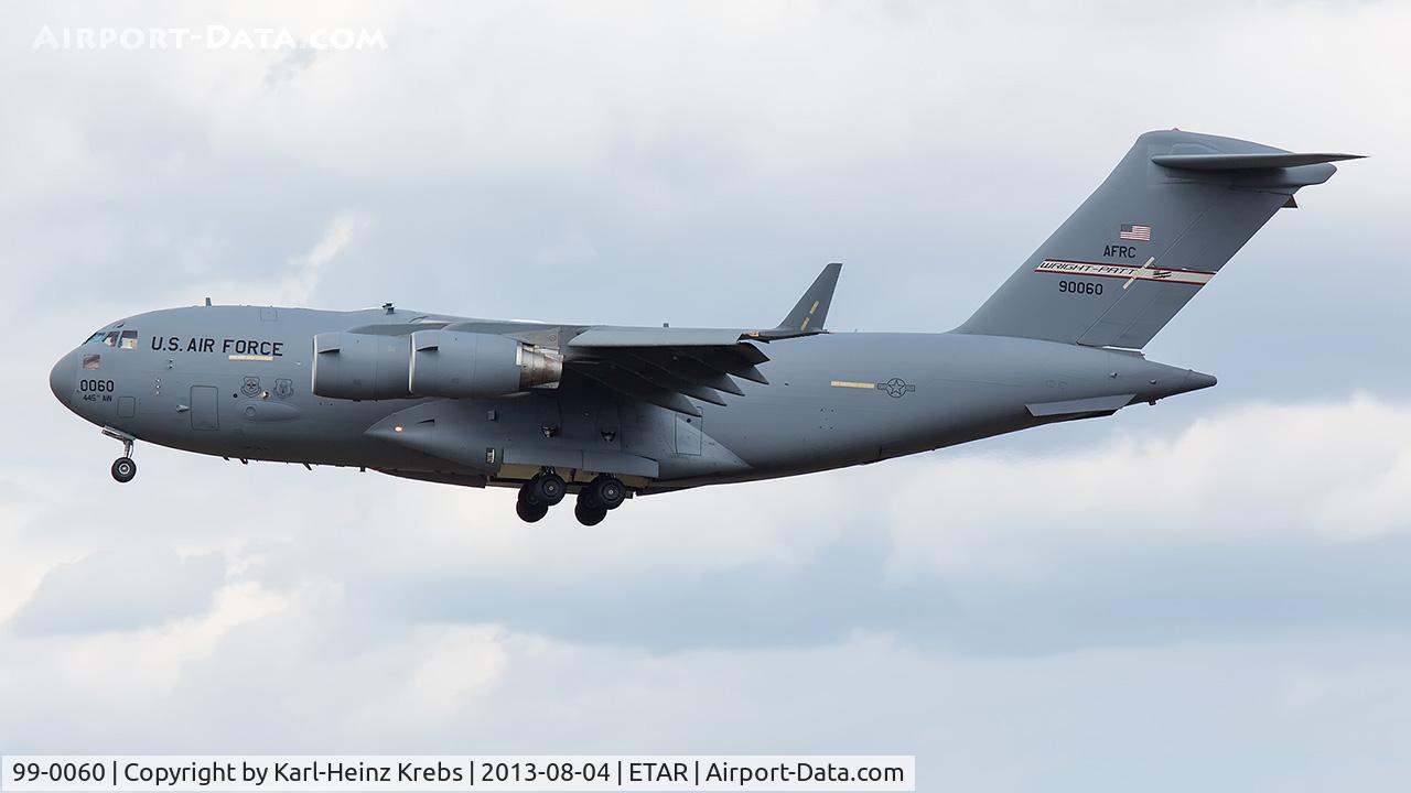 99-0060, 1999 Boeing C-17A Globemaster III C/N 50064/P-60, US Air Force