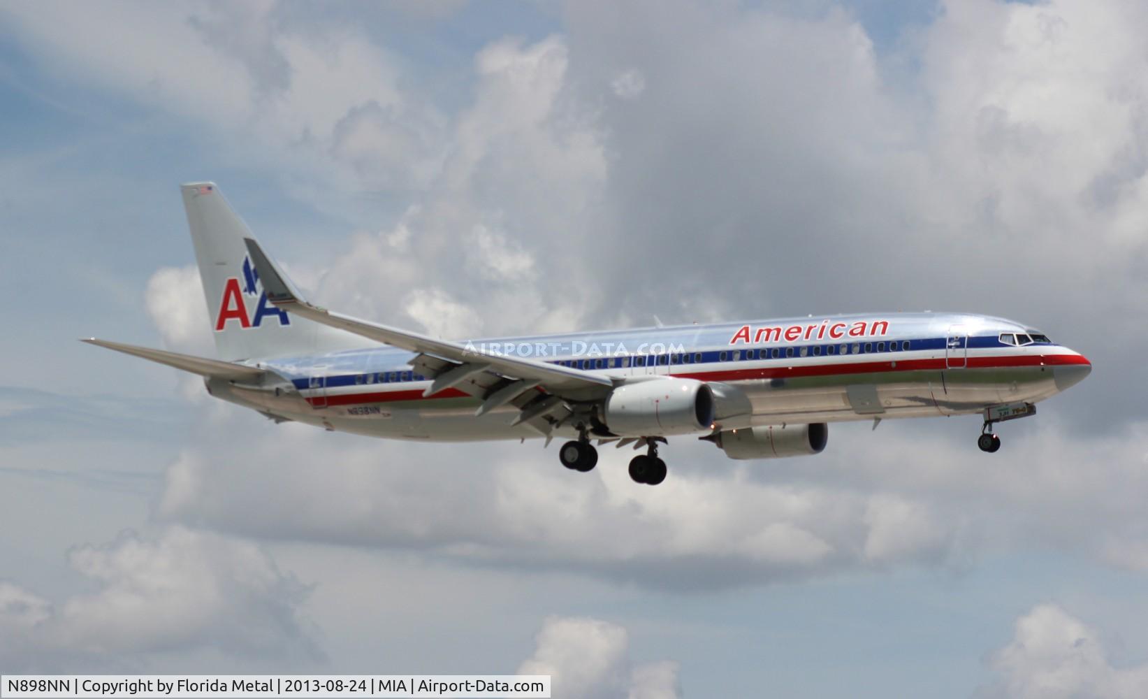 N898NN, 2012 Boeing 737-823 C/N 33225, American 737-800