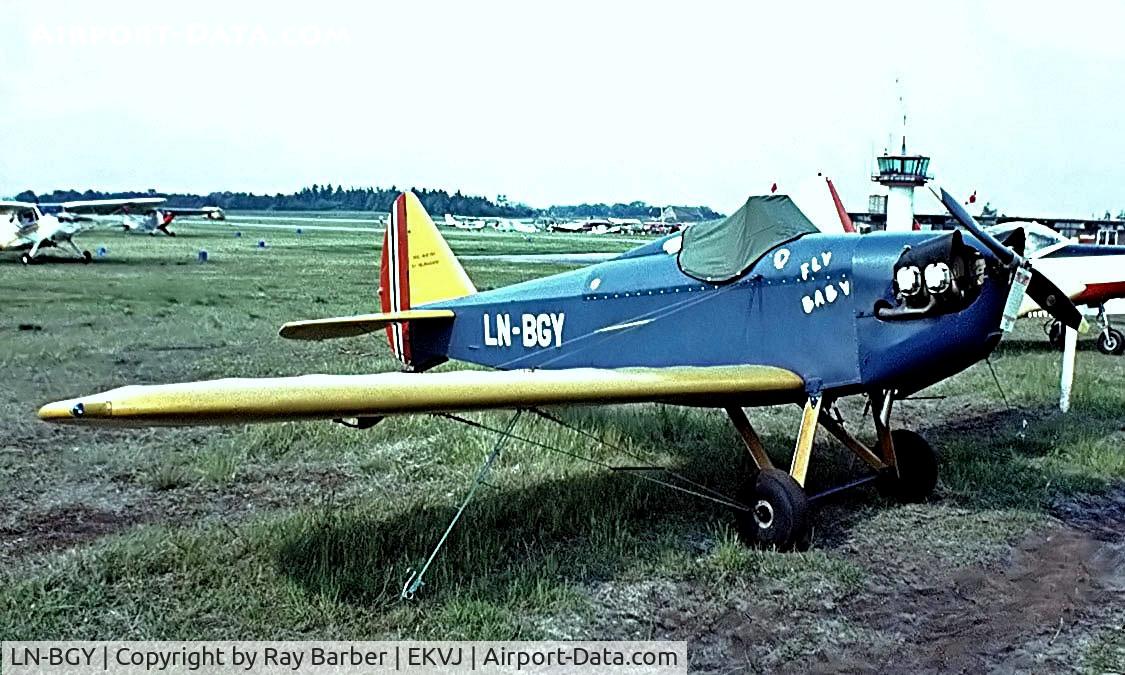 LN-BGY, Bowers Fly Baby 1A C/N 71-8, Bowers Fly Baby 1A [71-8] Stauning~OY 05/06/1982. From a slide.