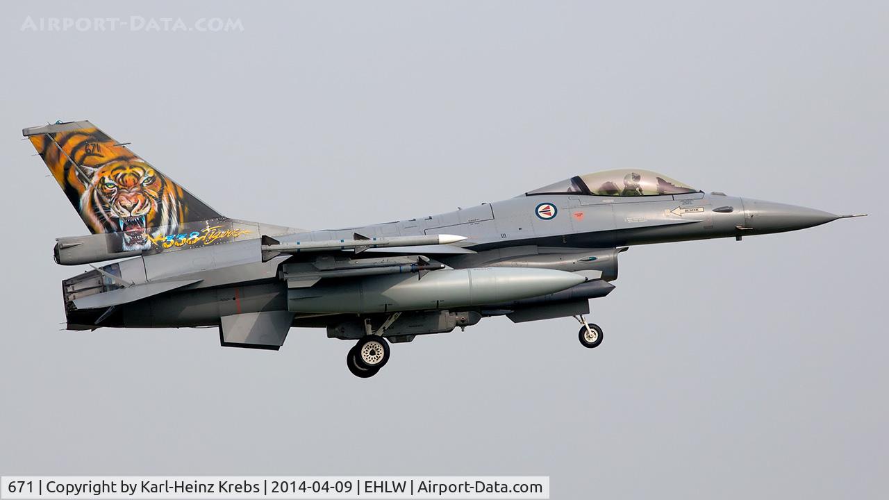 671, Fokker F-16AM Fighting Falcon C/N 6K-43, Norway Air Force