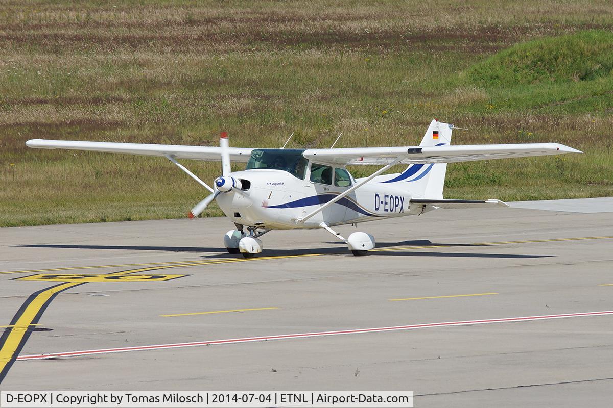 D-EOPX, 1981 Cessna 172P Skyhawk C/N 17275187, 